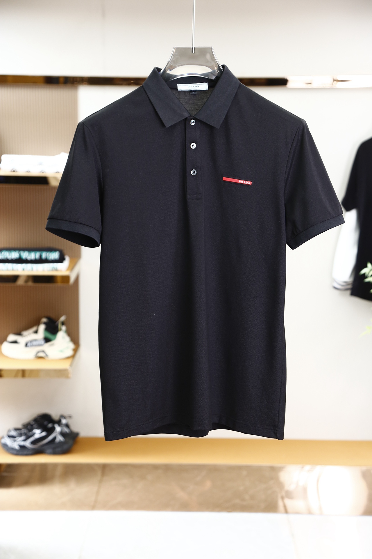 Polos