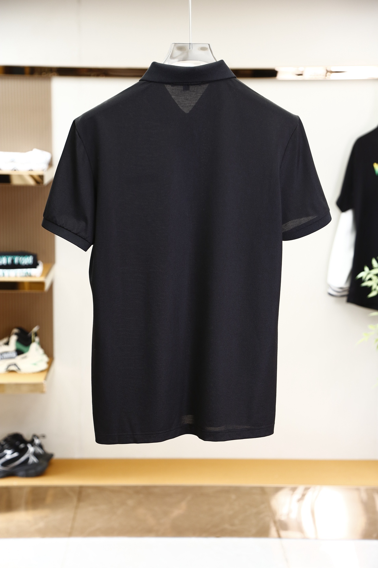 Polos