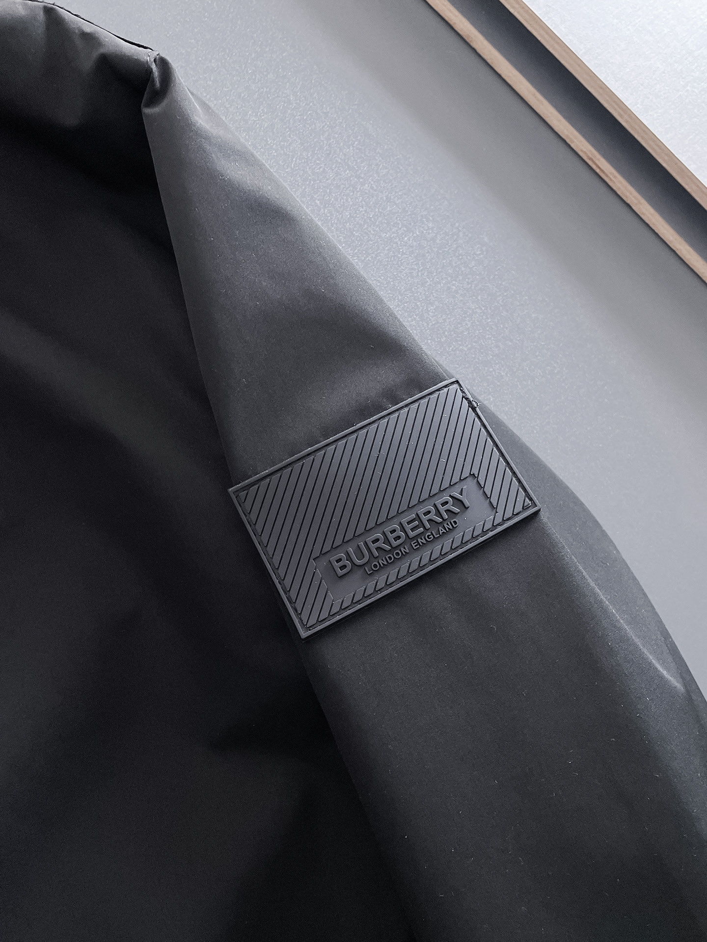 Hoodies & Sweatshirts