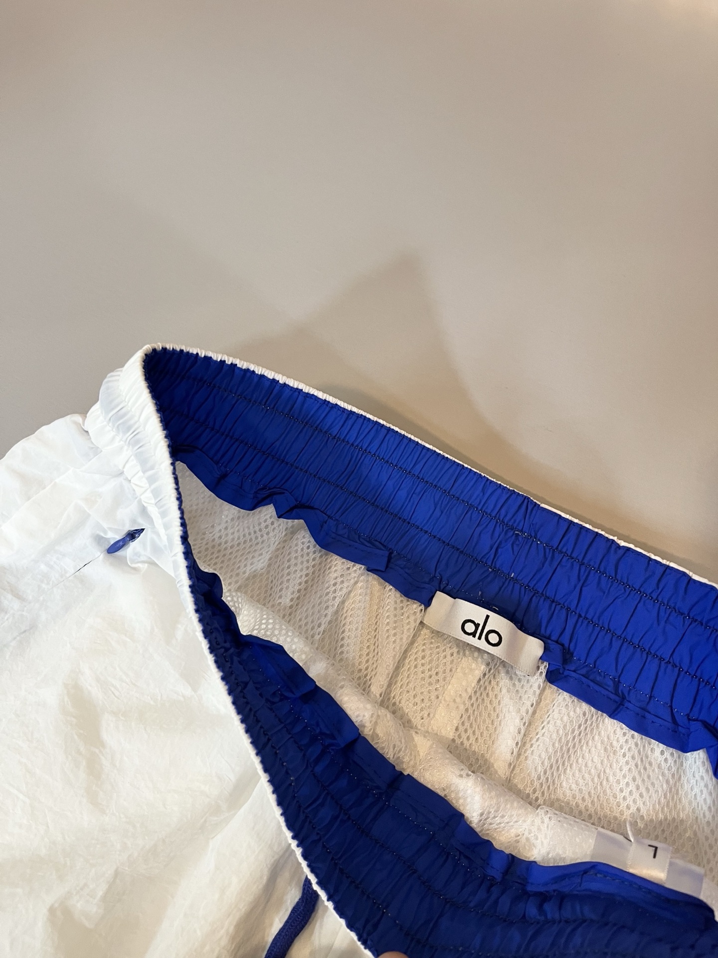 Hoodies & Sweatshirts