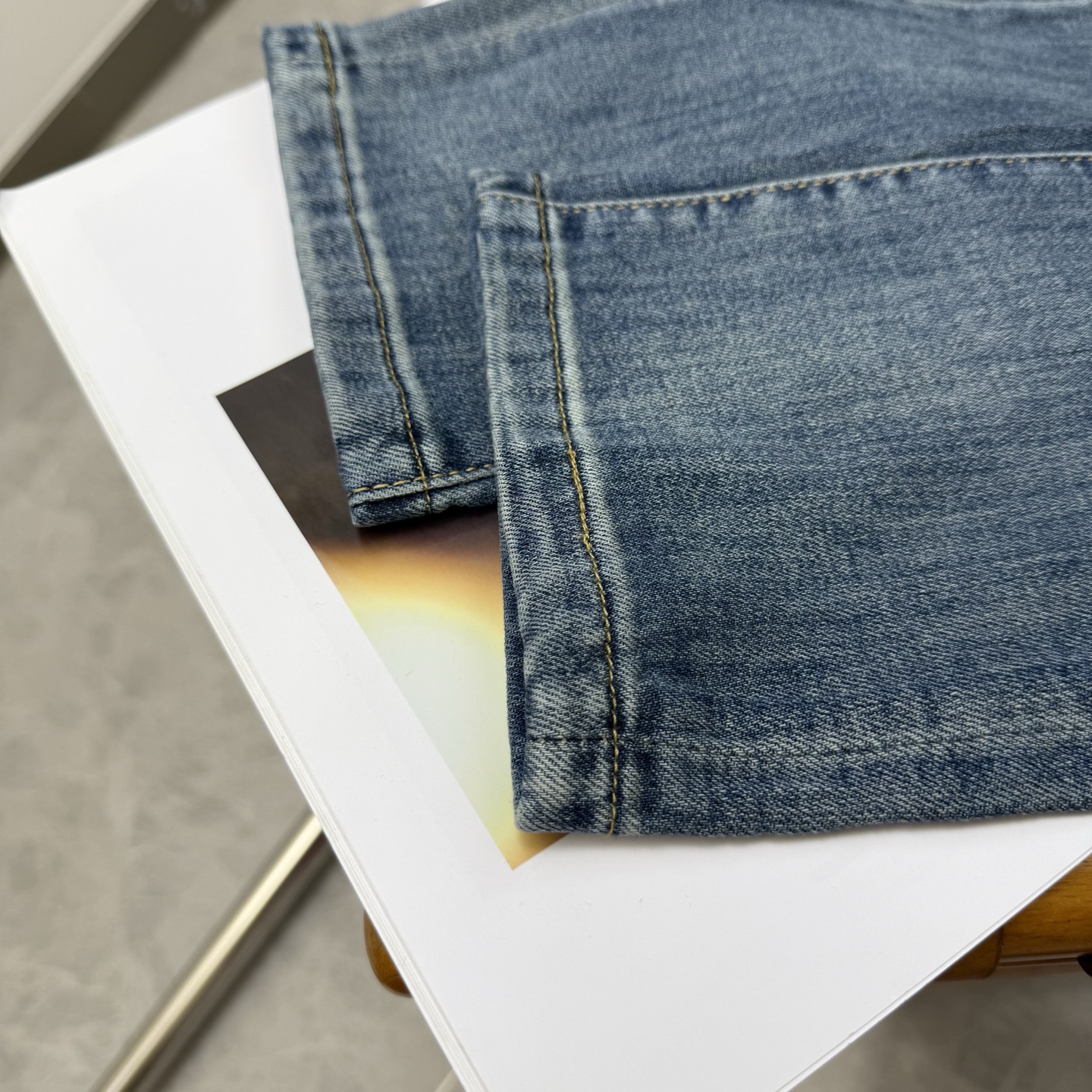 jeans