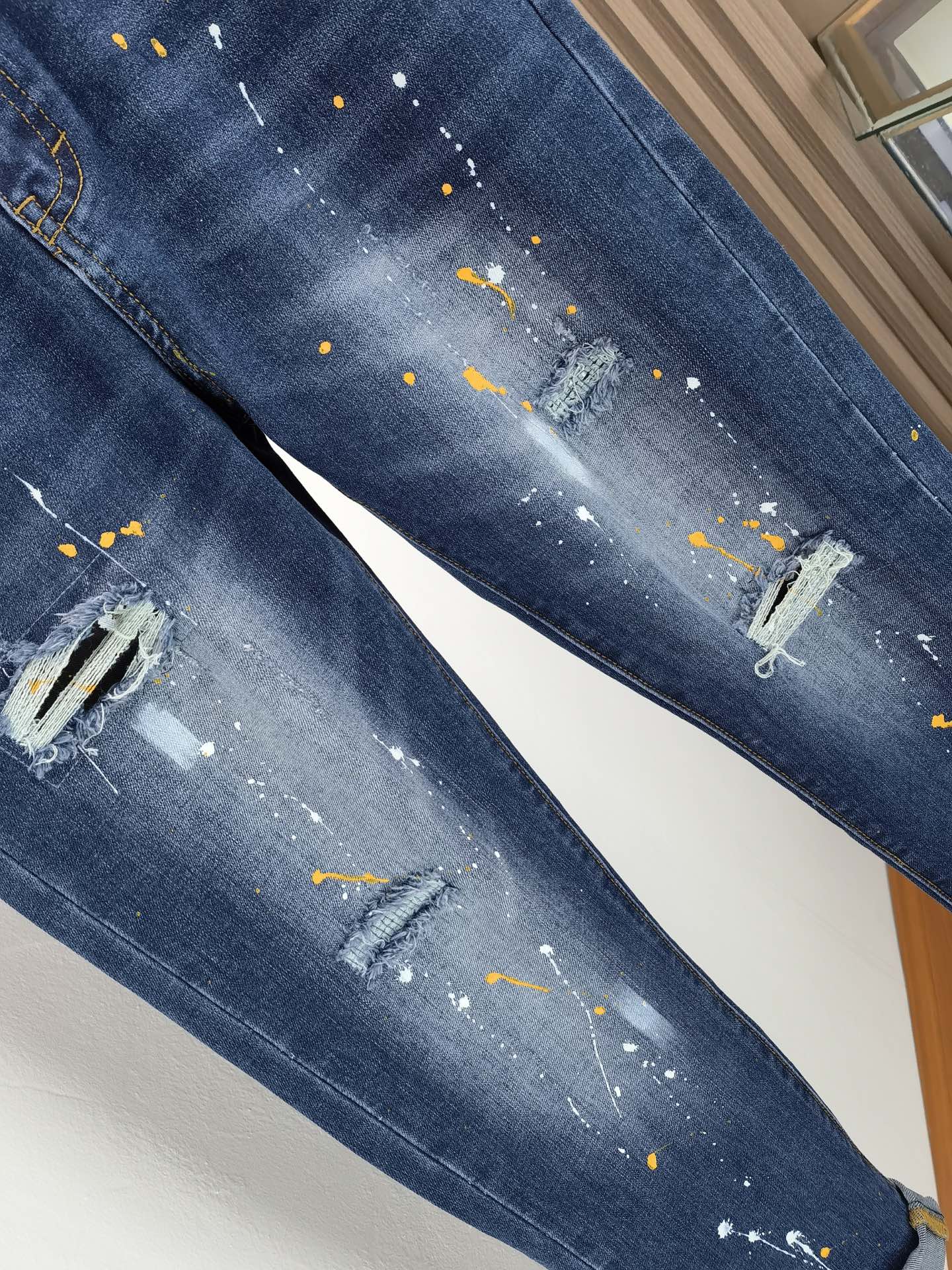 jeans