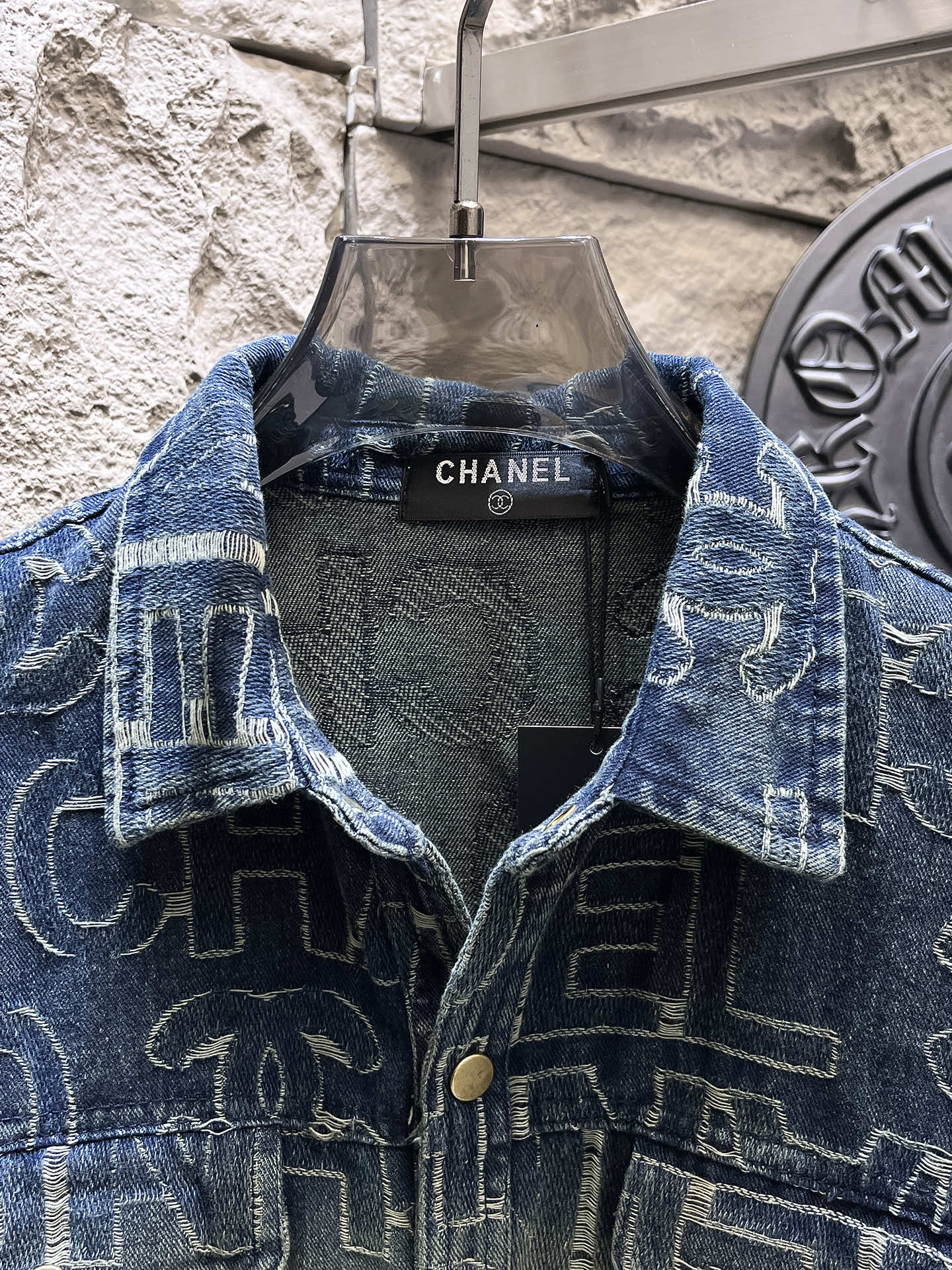 Coats & Jackets