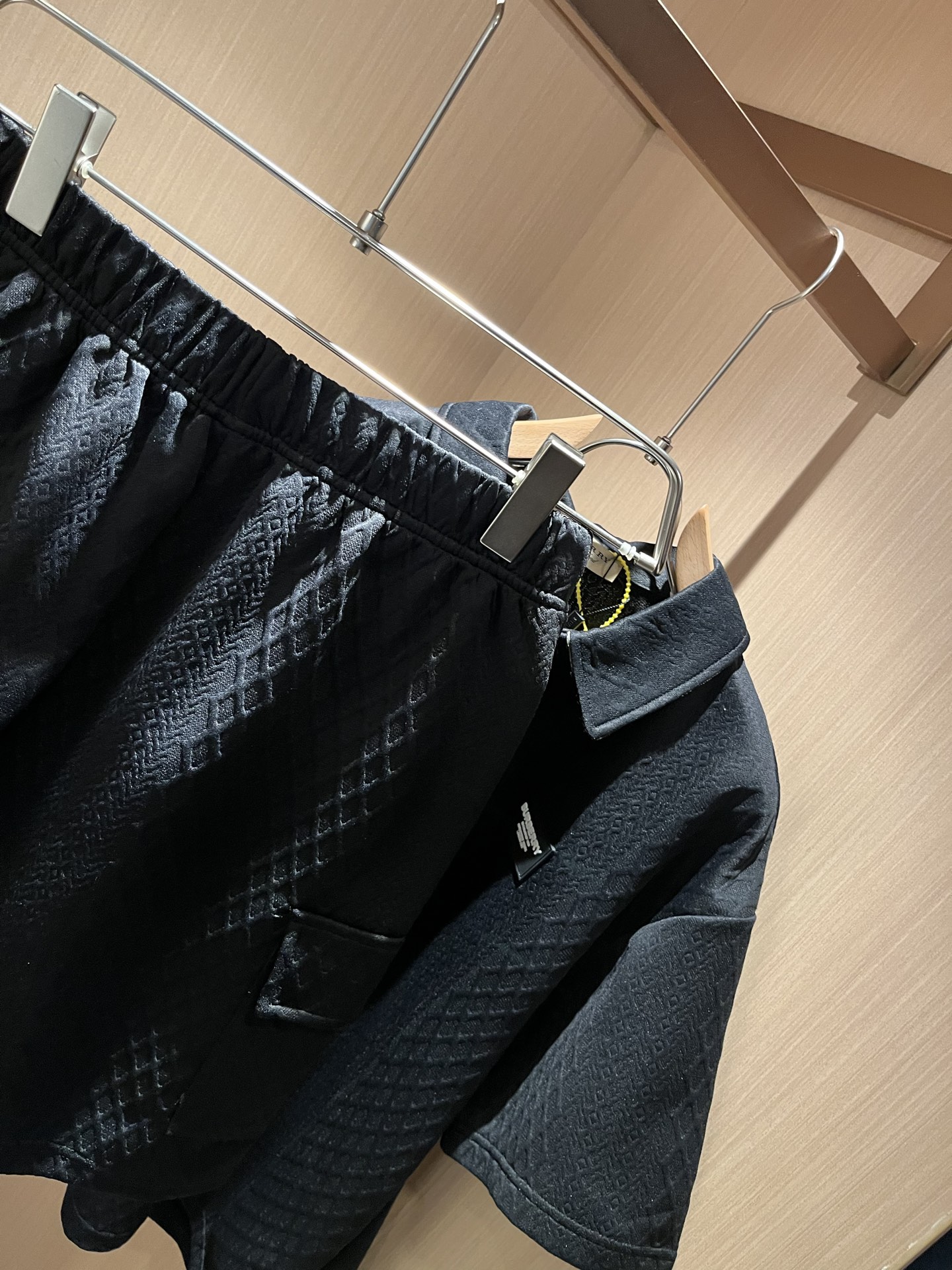 Leisure suit