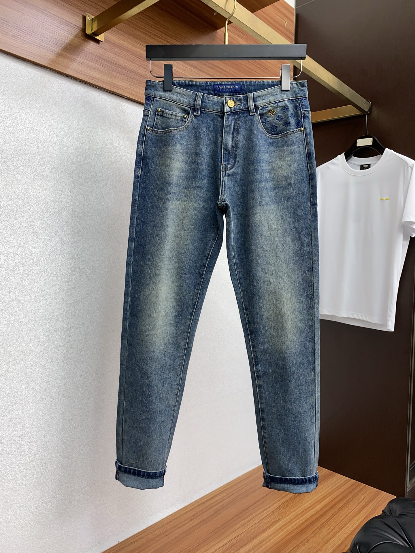 jeans