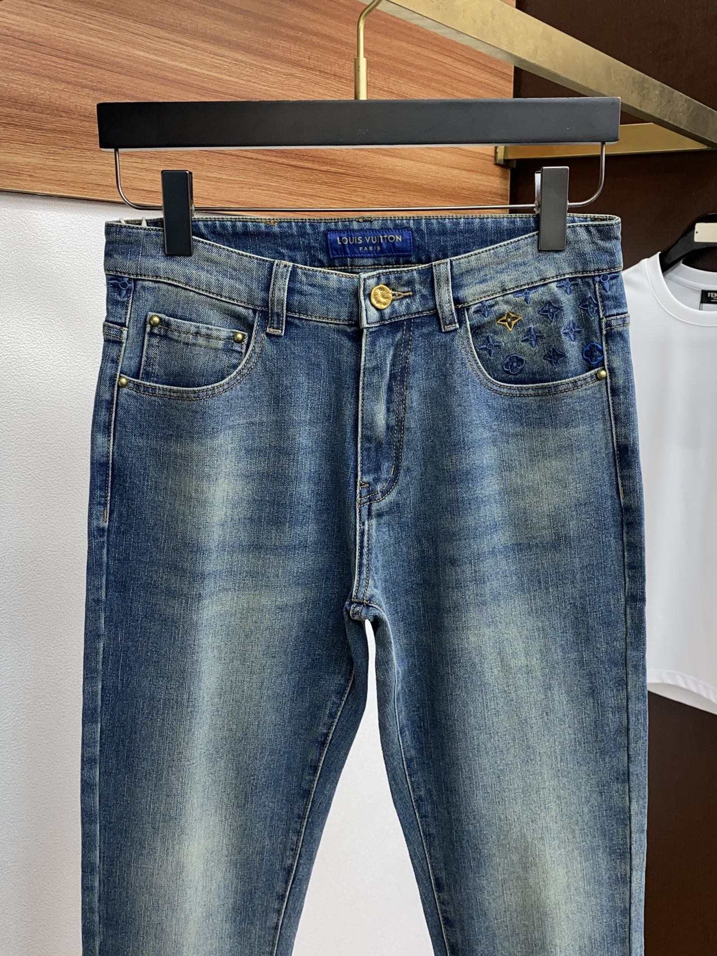 jeans