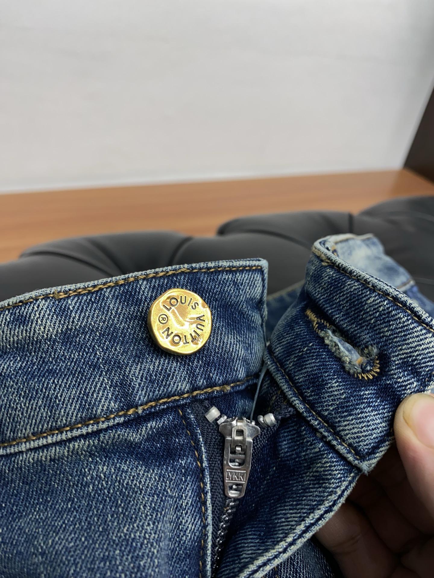 jeans