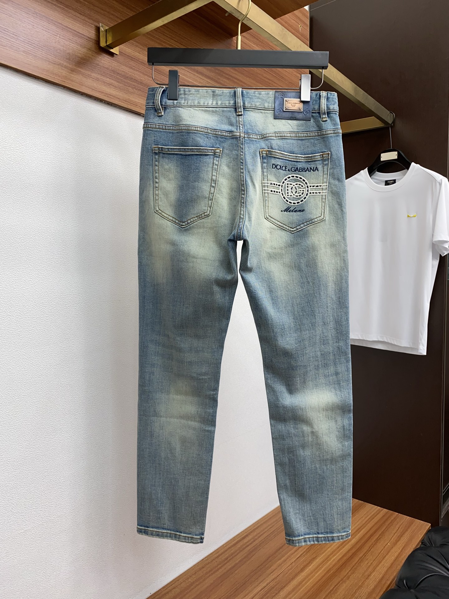 jeans