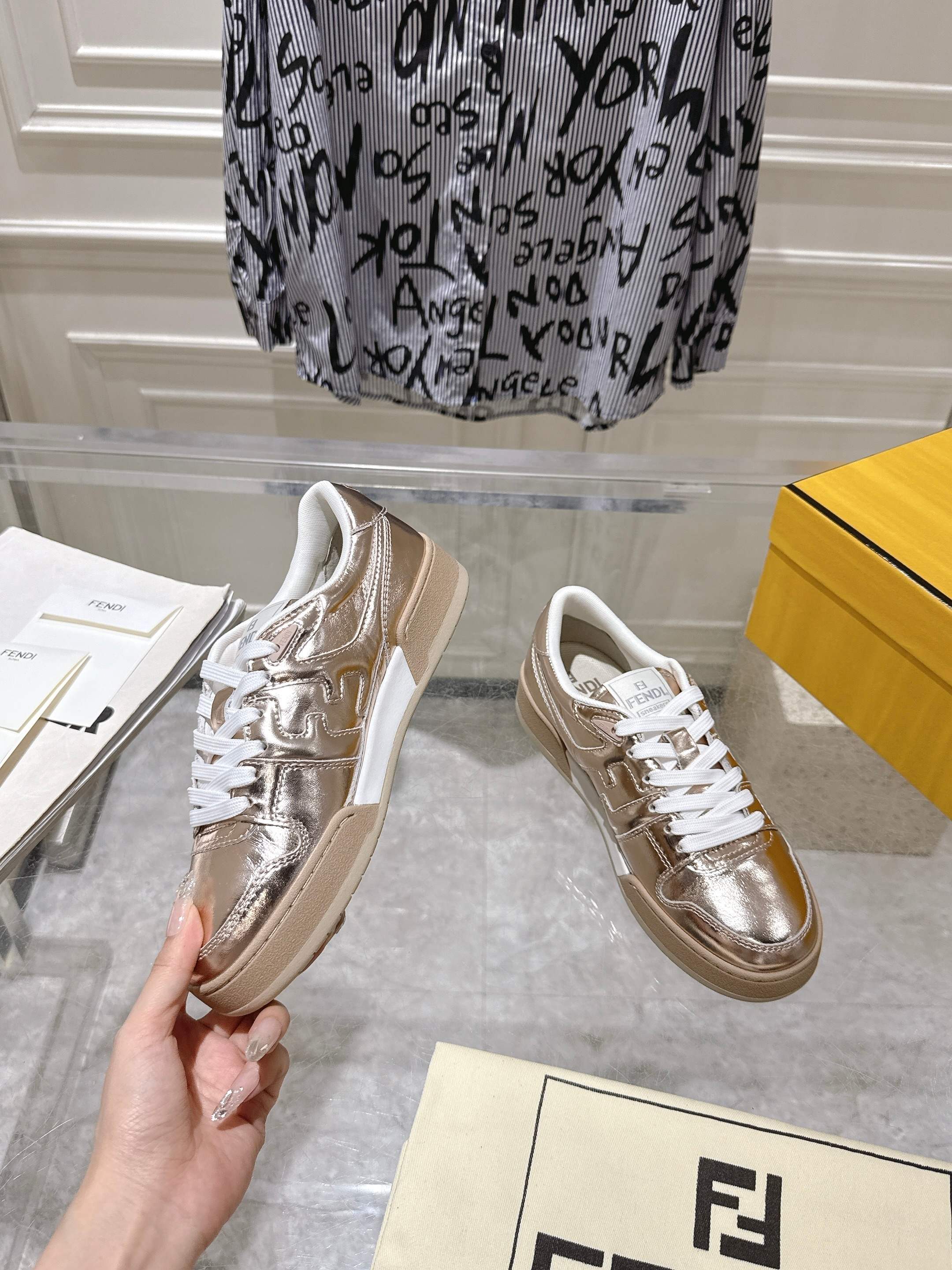 FendiSHOES