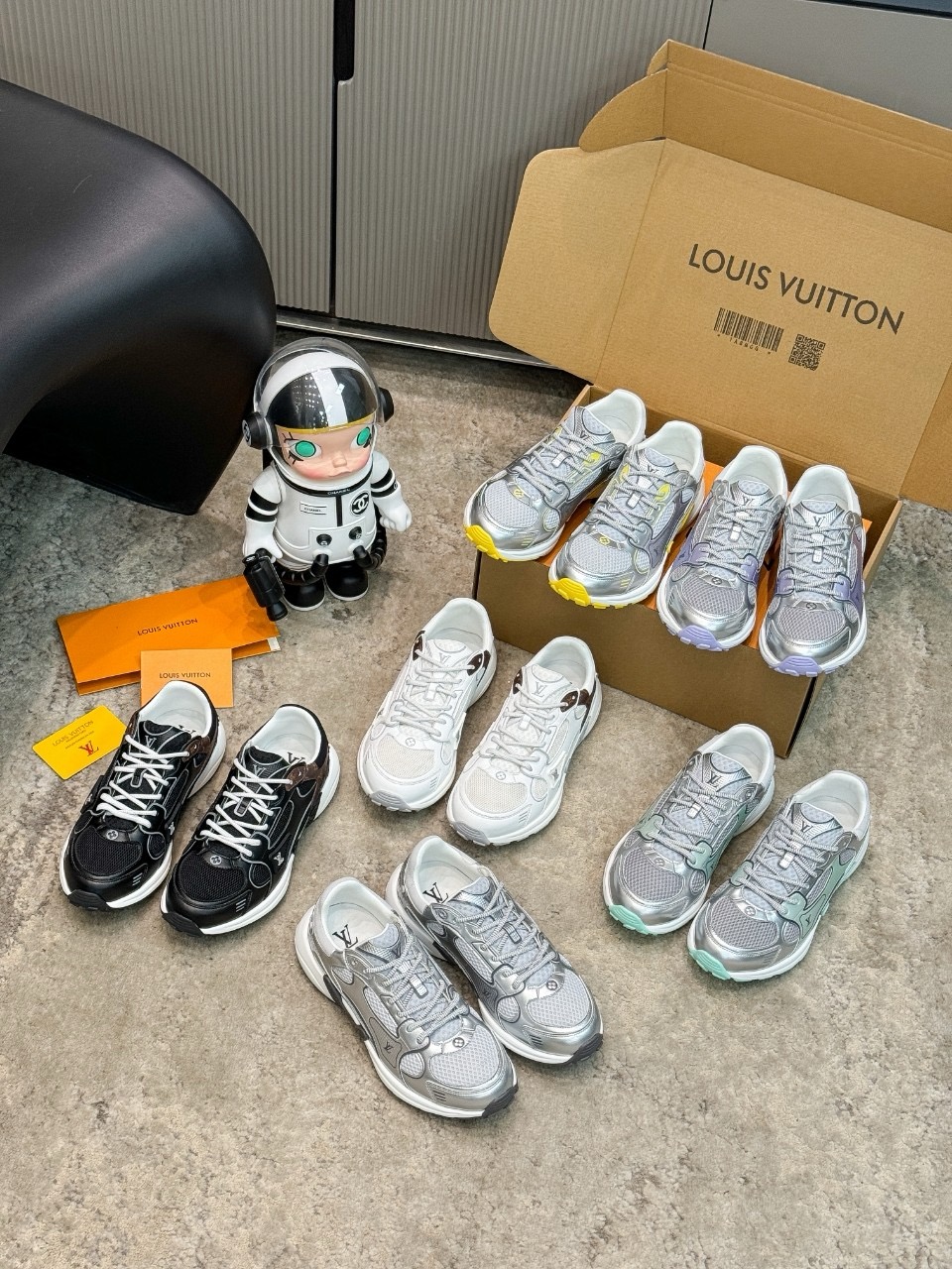 LVShoes