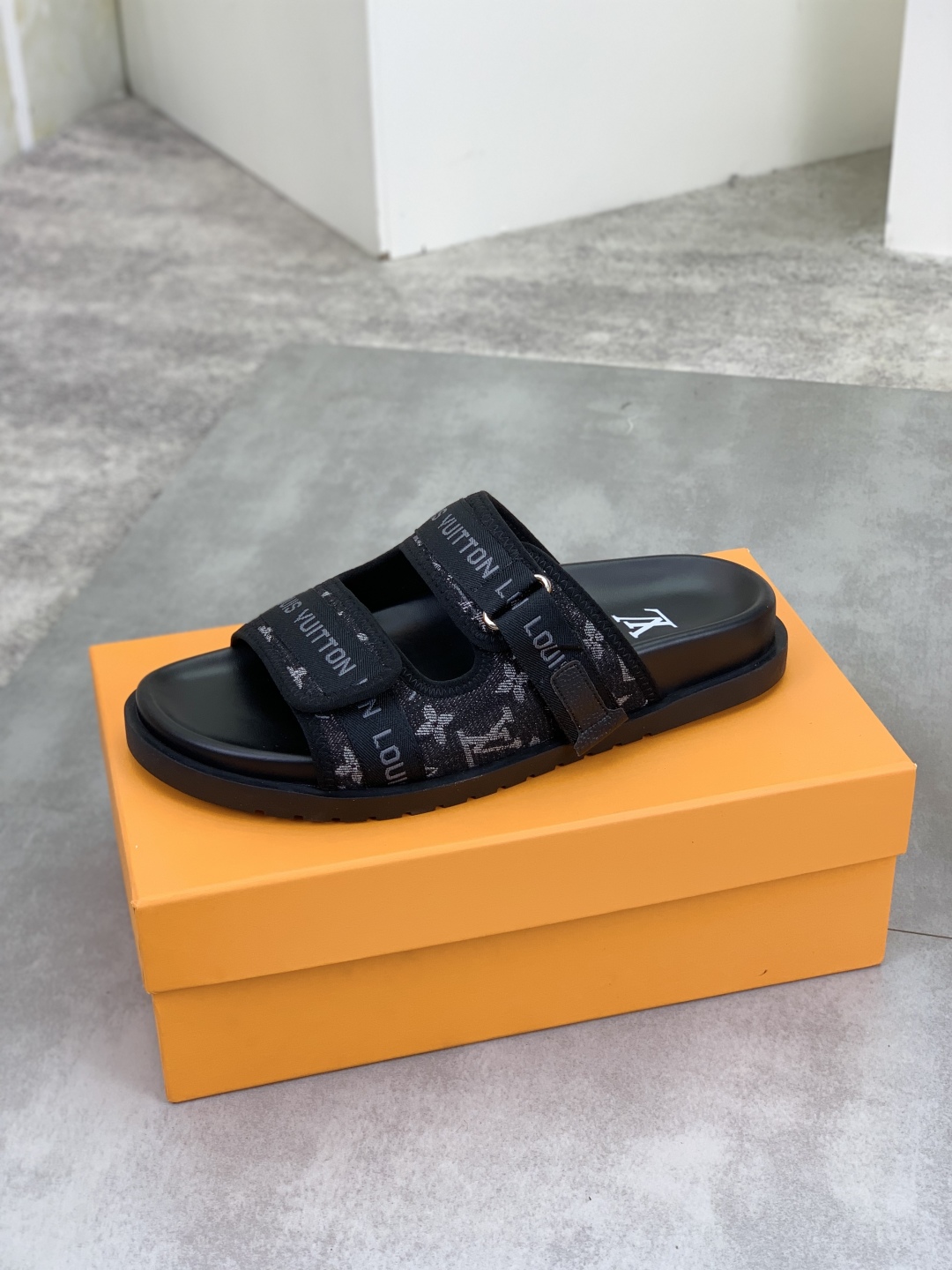 Slippers