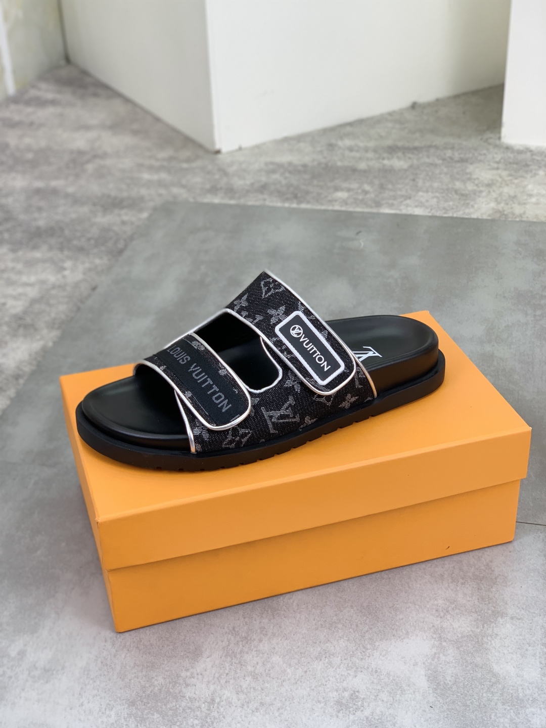 Slippers