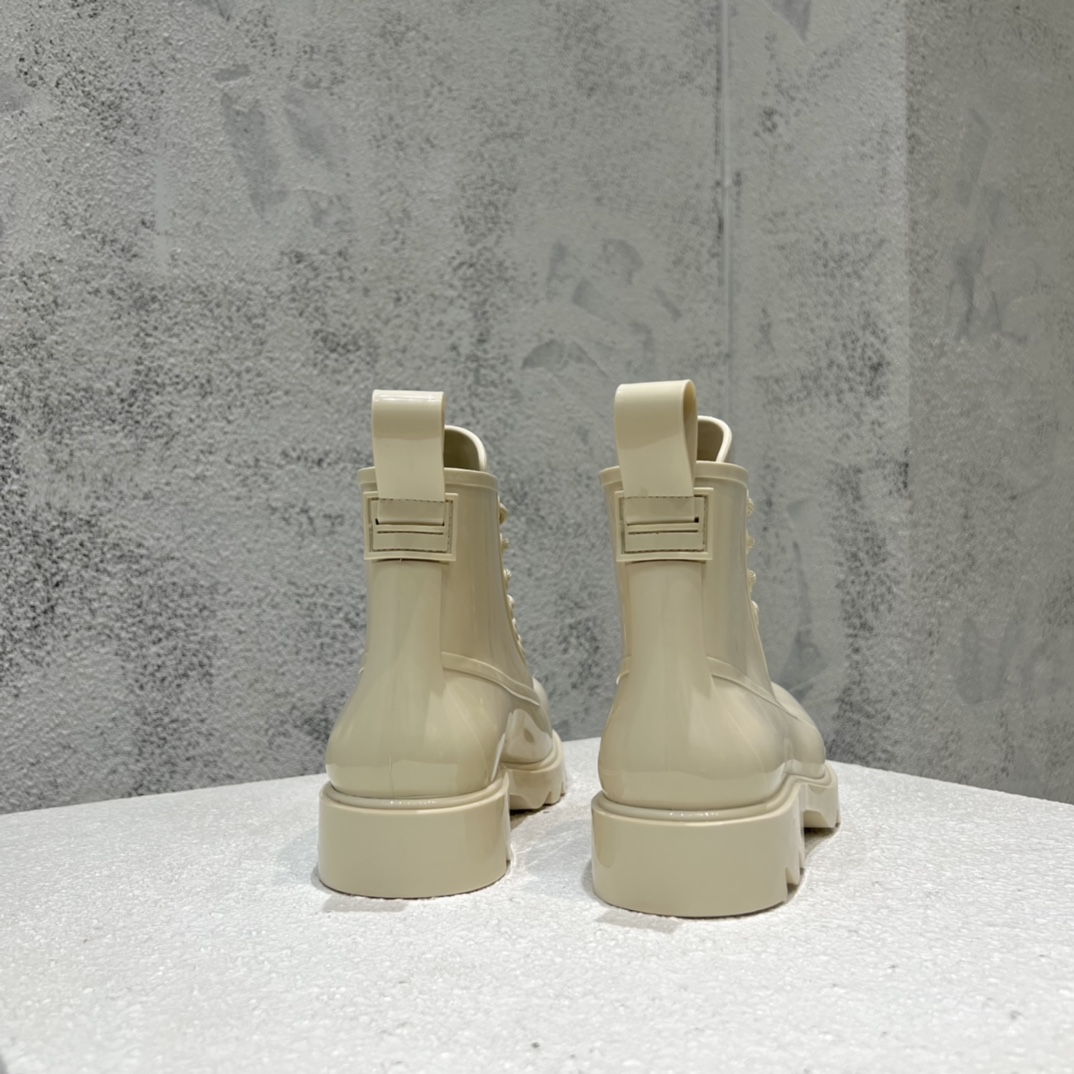 BVSHOES