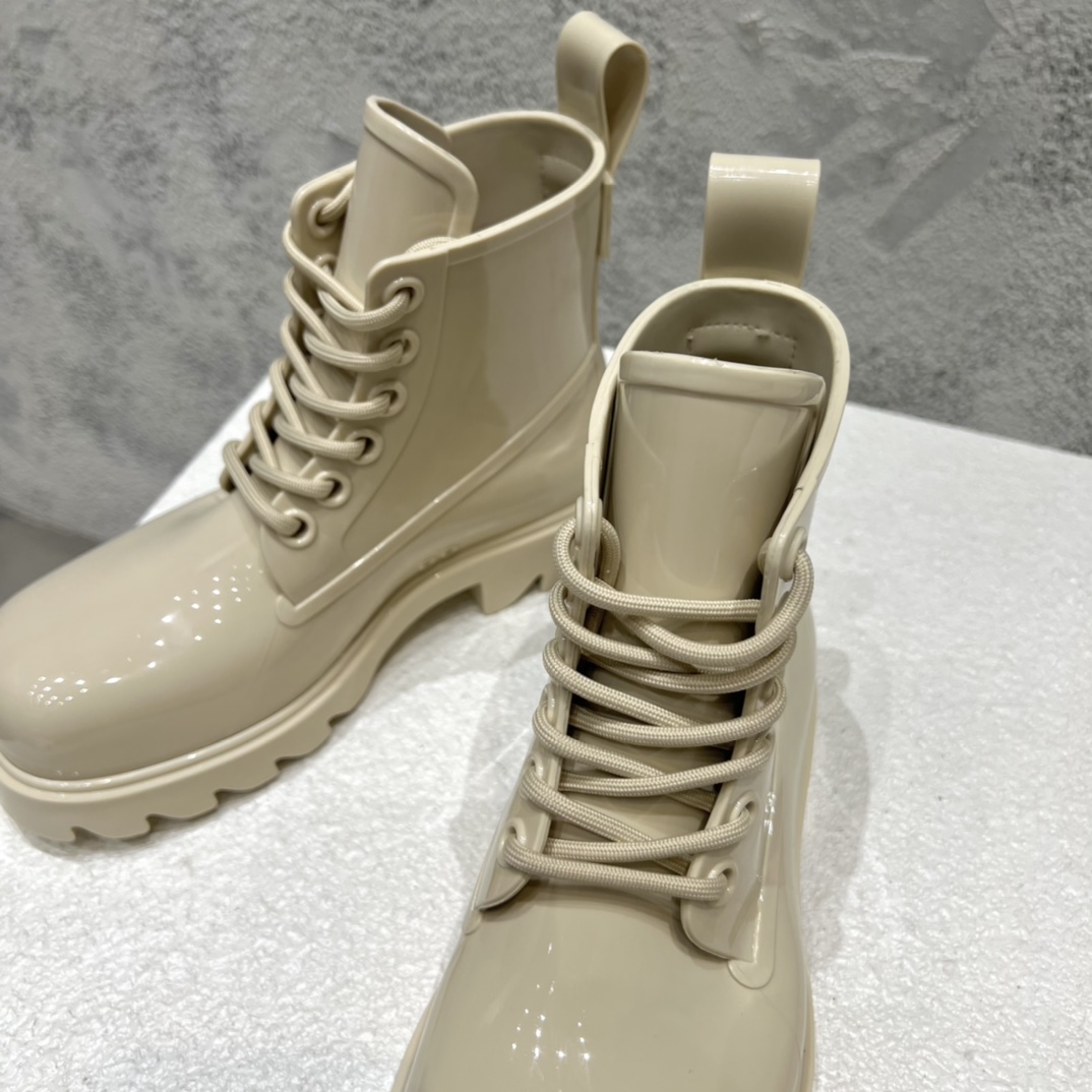 BVSHOES