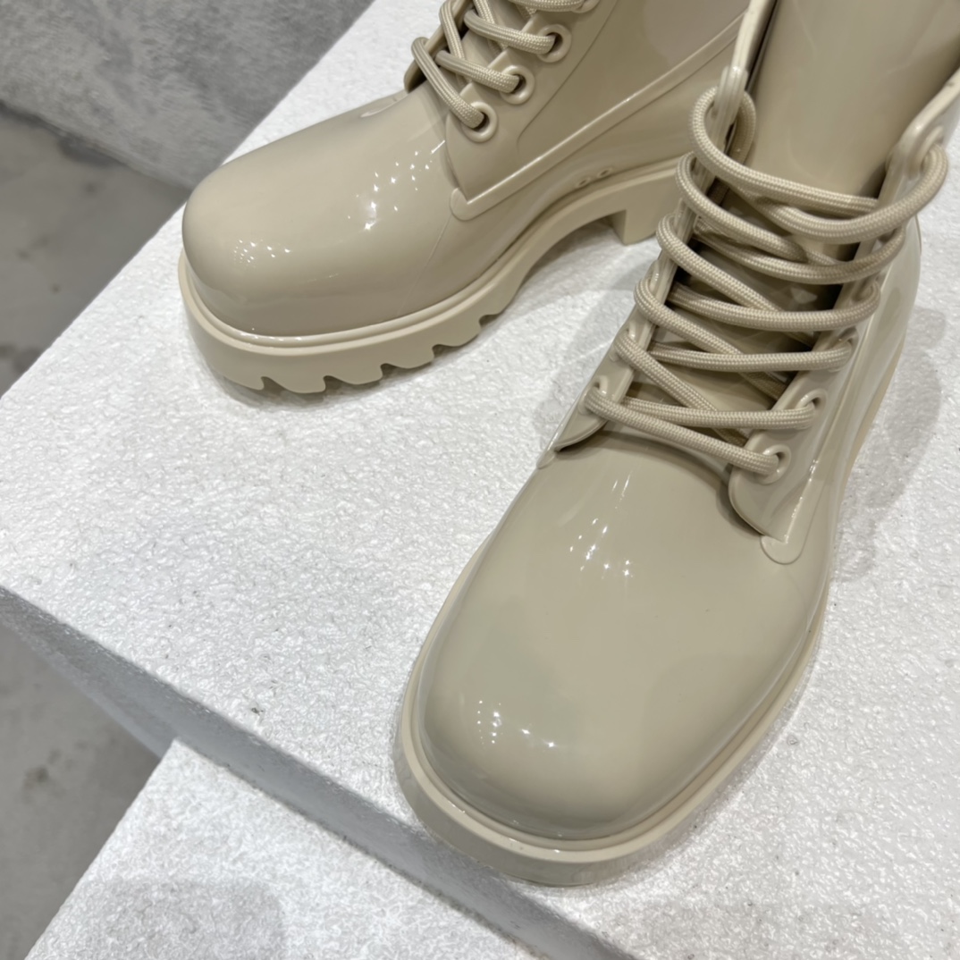 BVSHOES