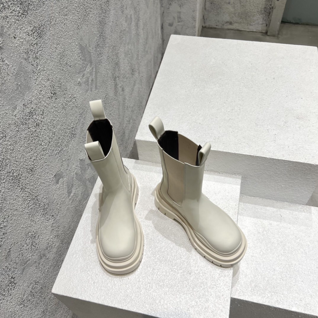BVSHOES