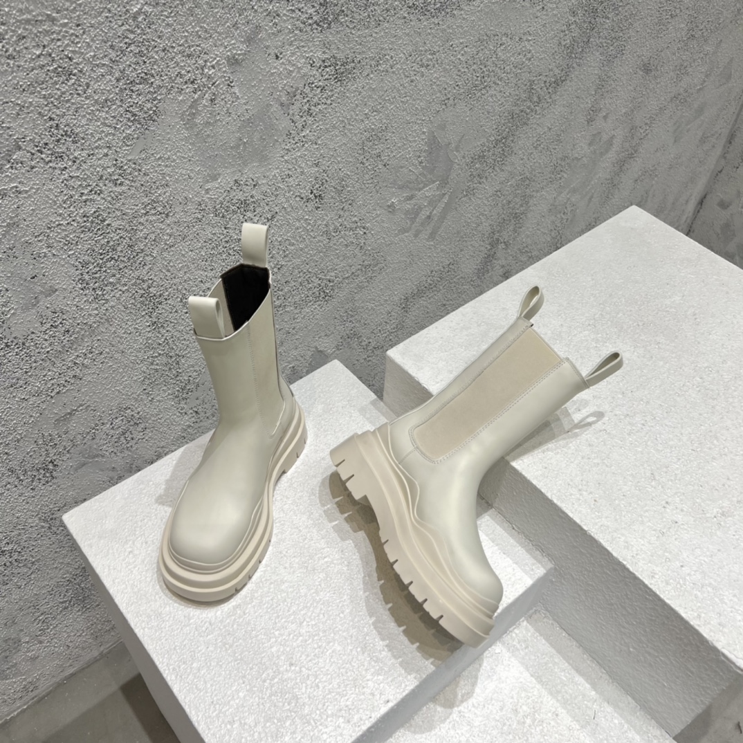 BVSHOES