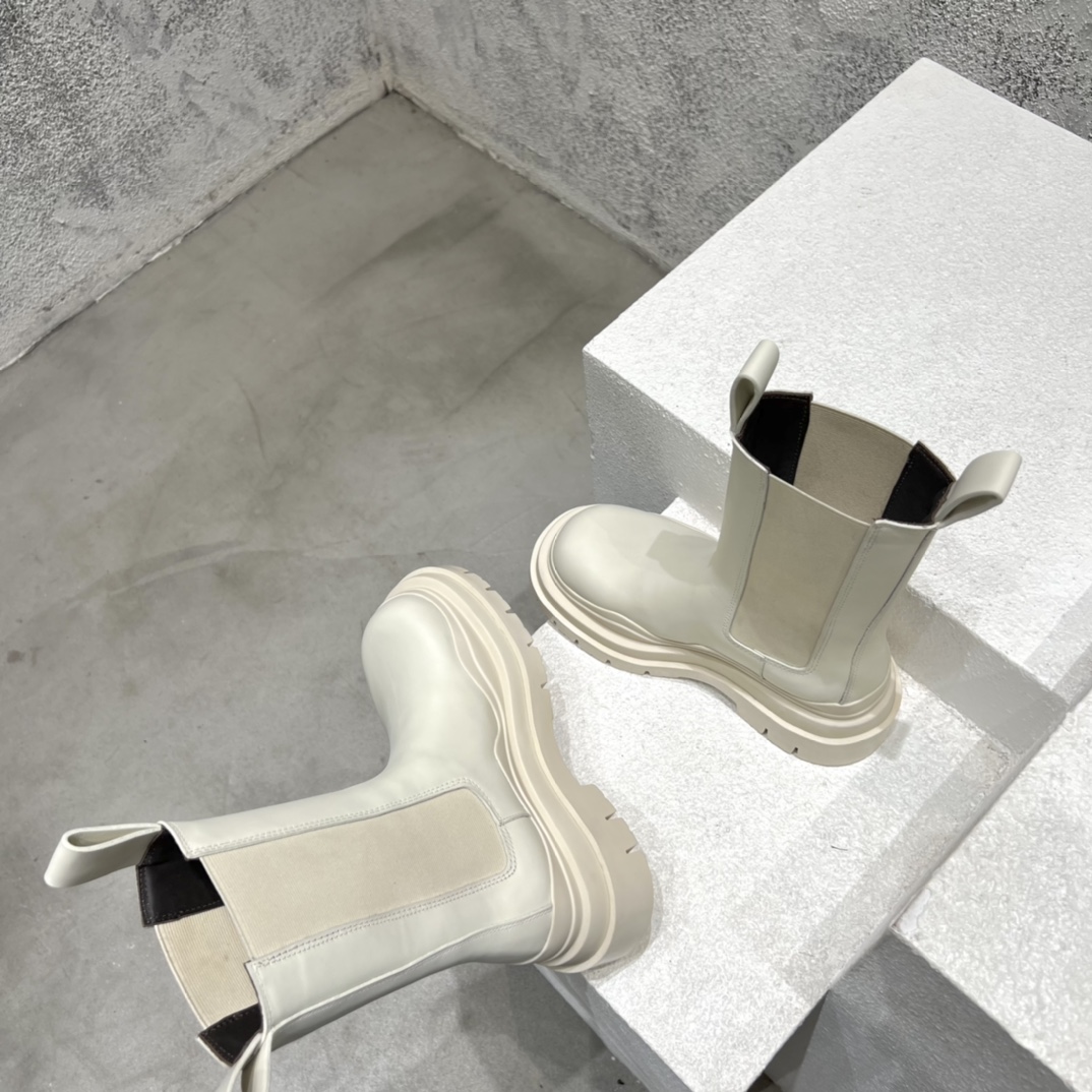 BVSHOES