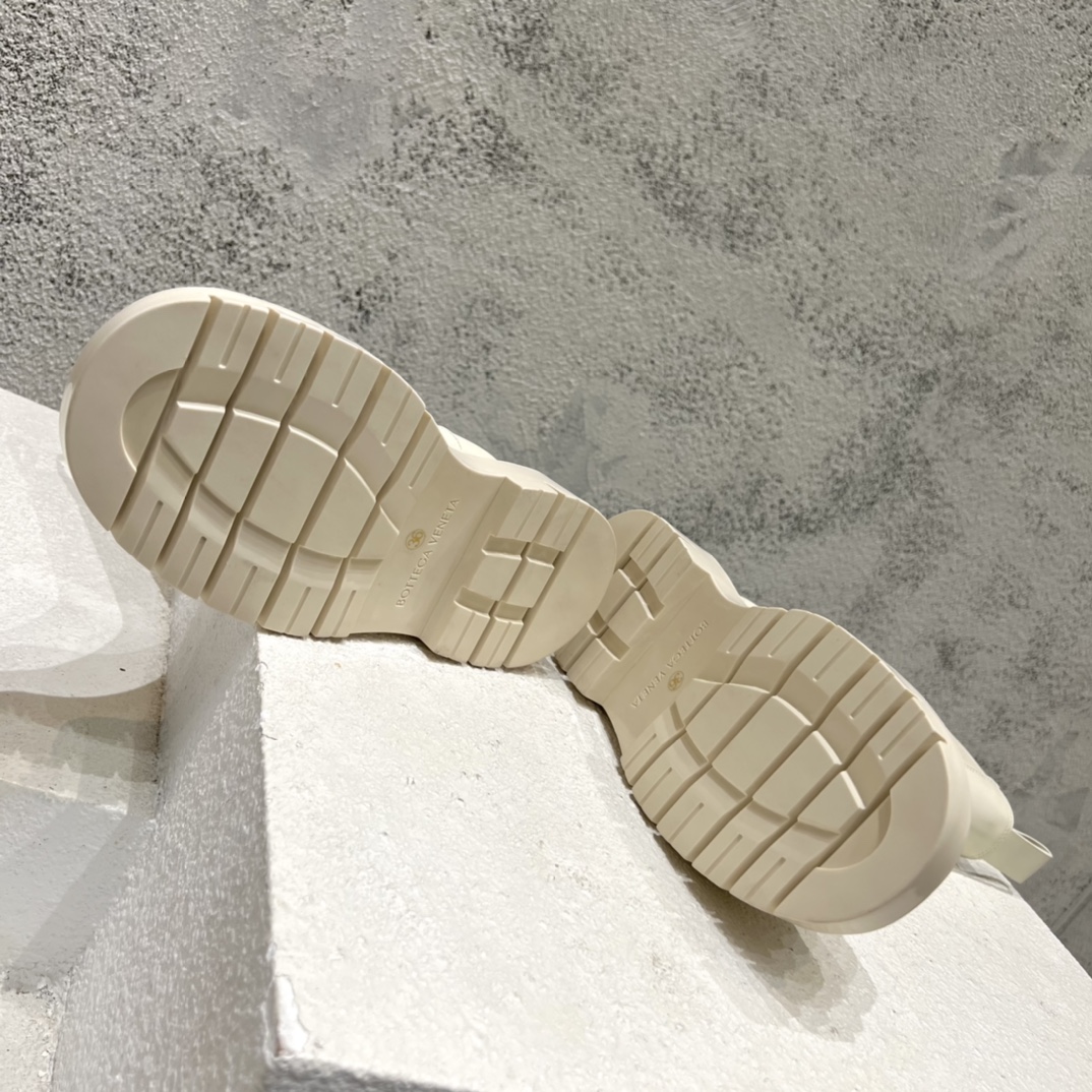 BVSHOES