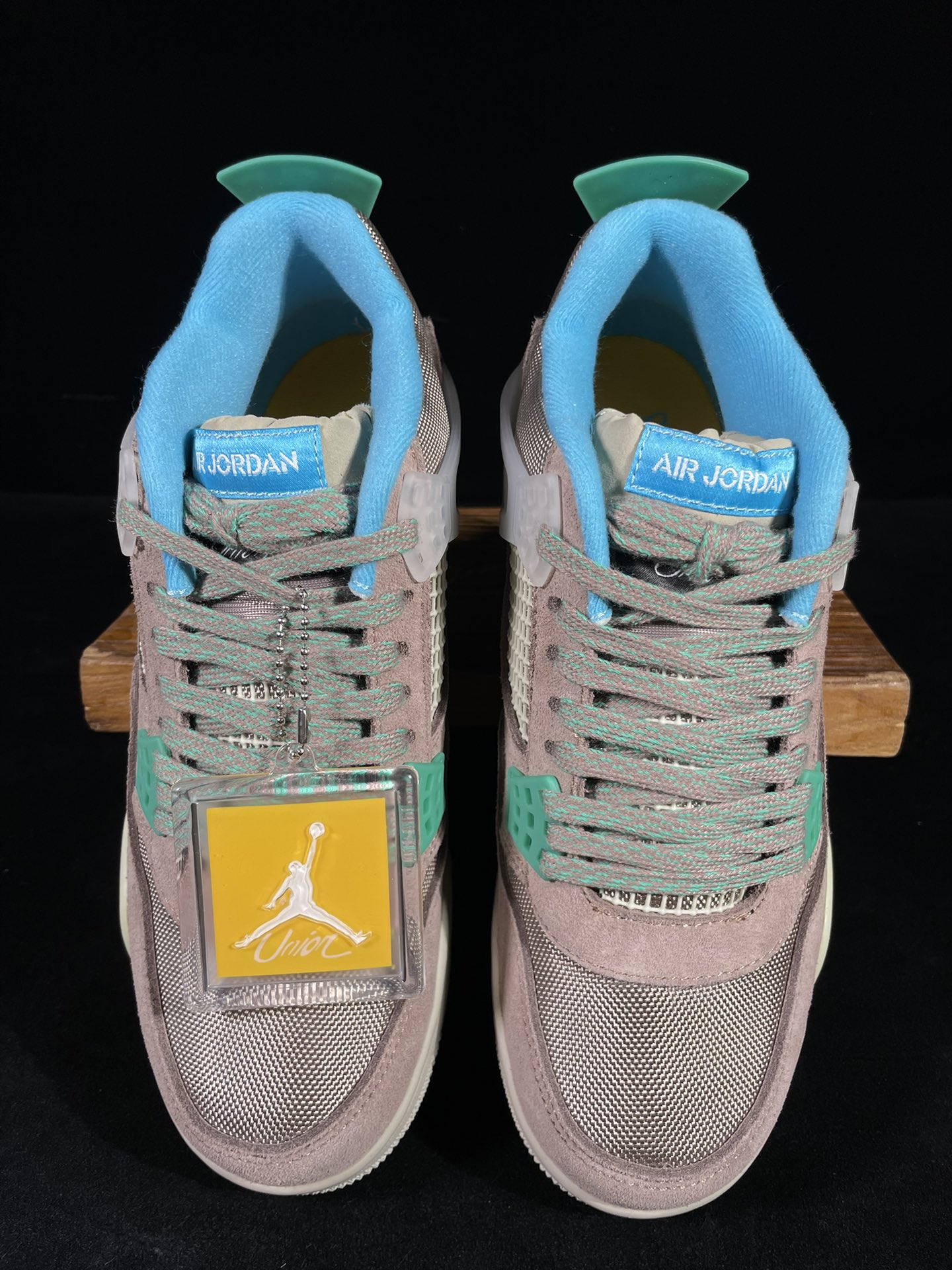 AirJordan4SHOES