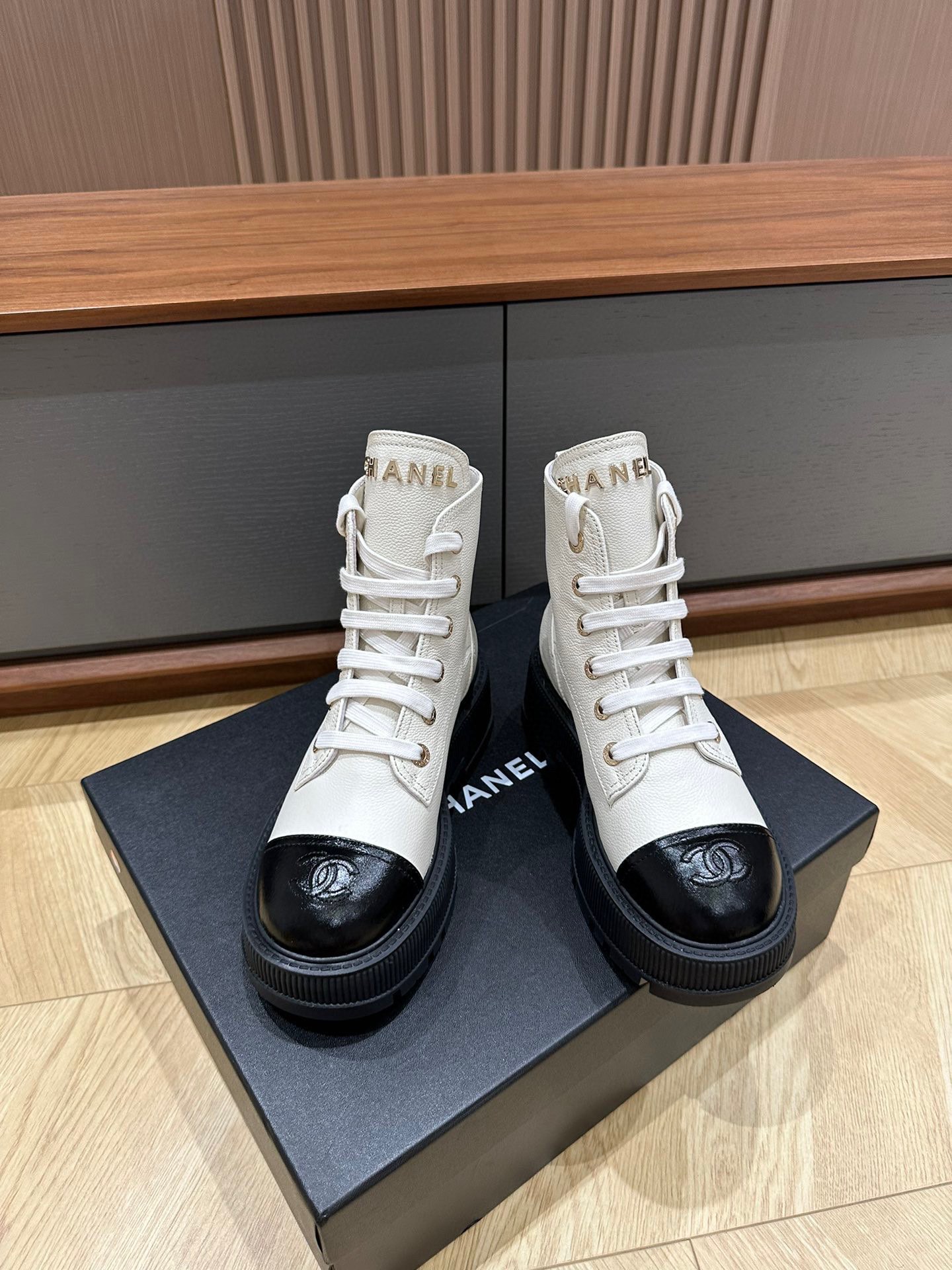ChanelSHOES