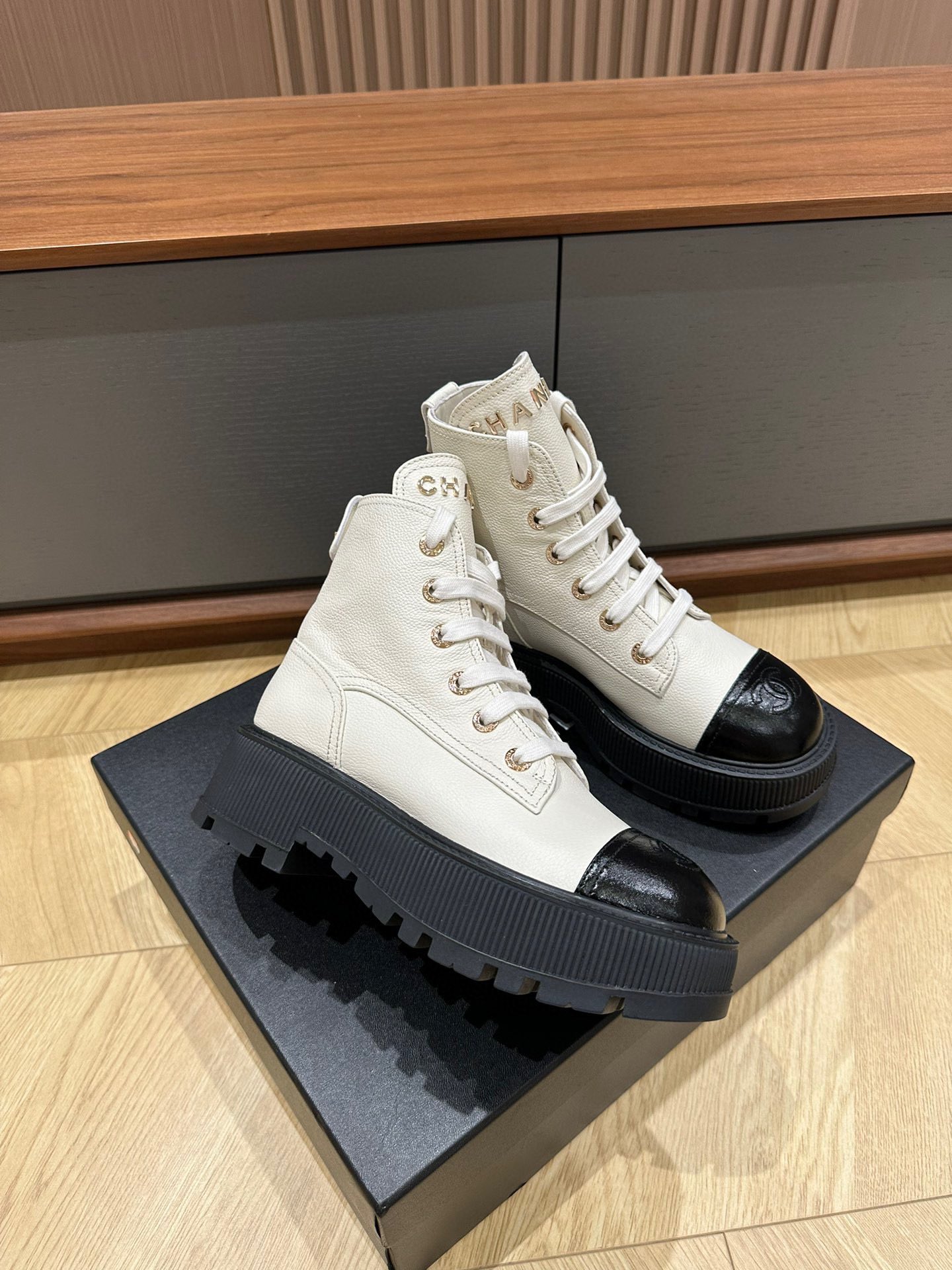 ChanelSHOES