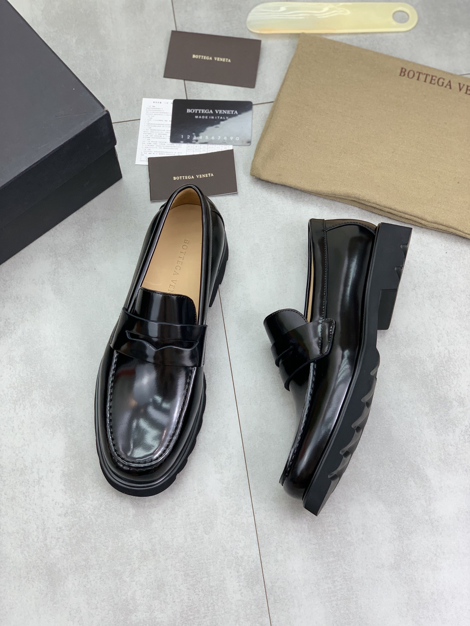BVSHOES
