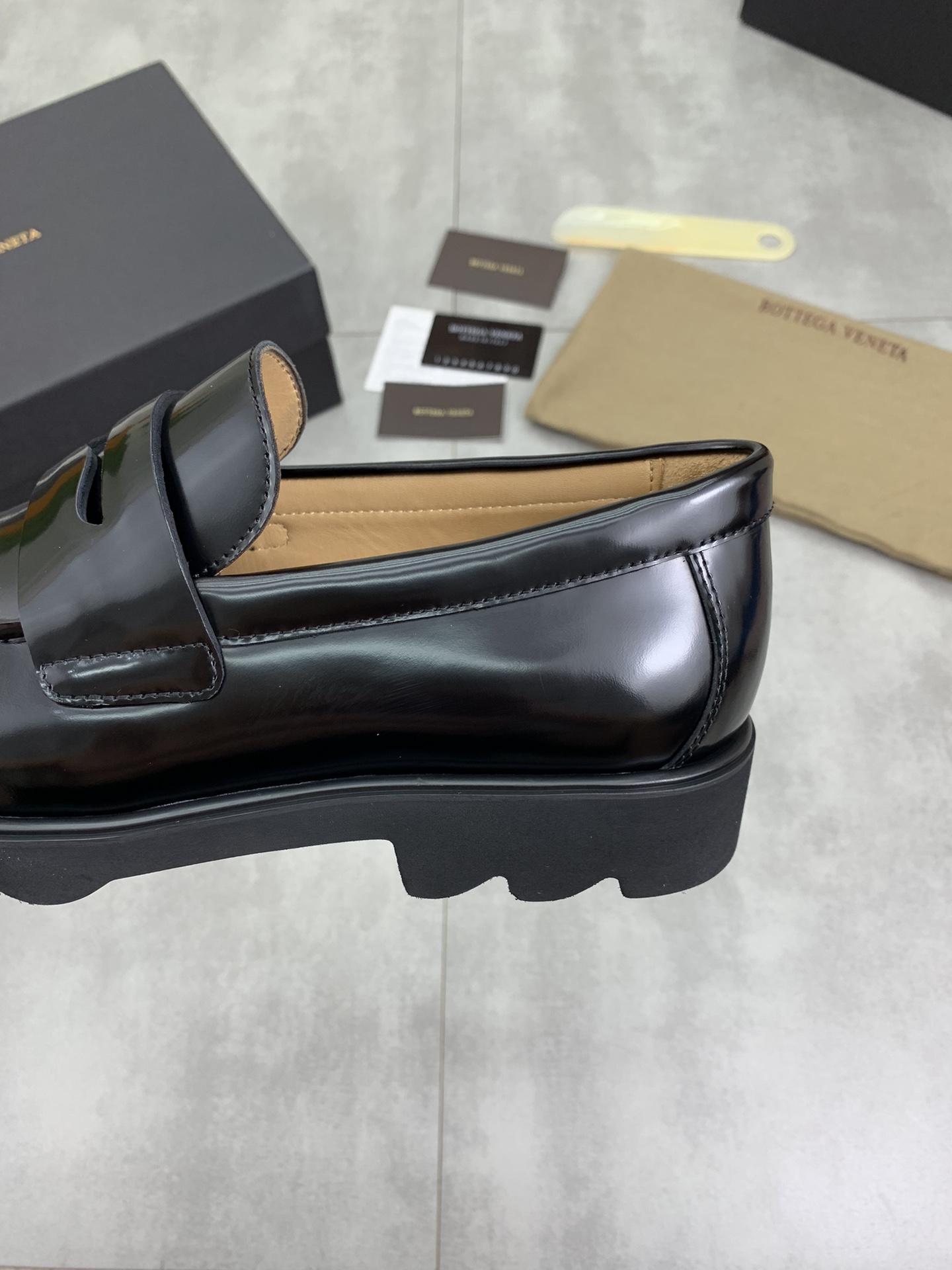 BVSHOES