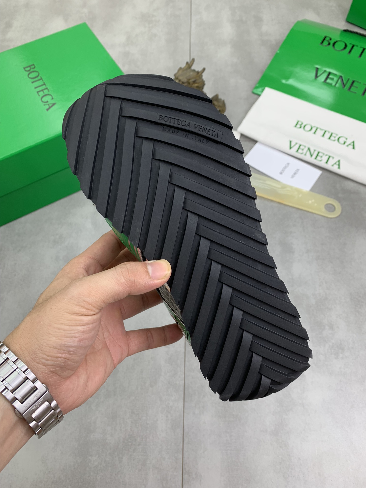 BVSHOES