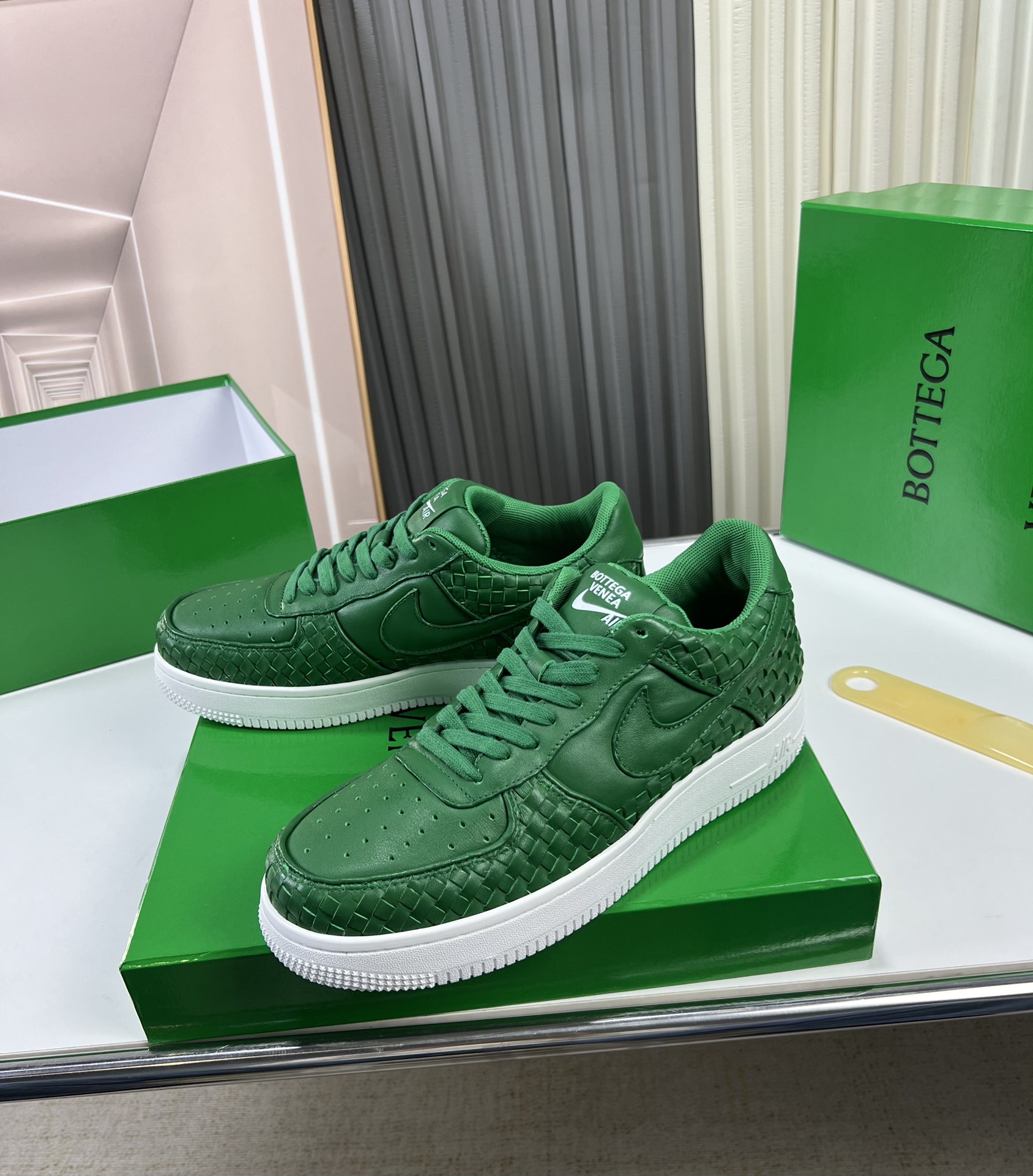 BVSHOES
