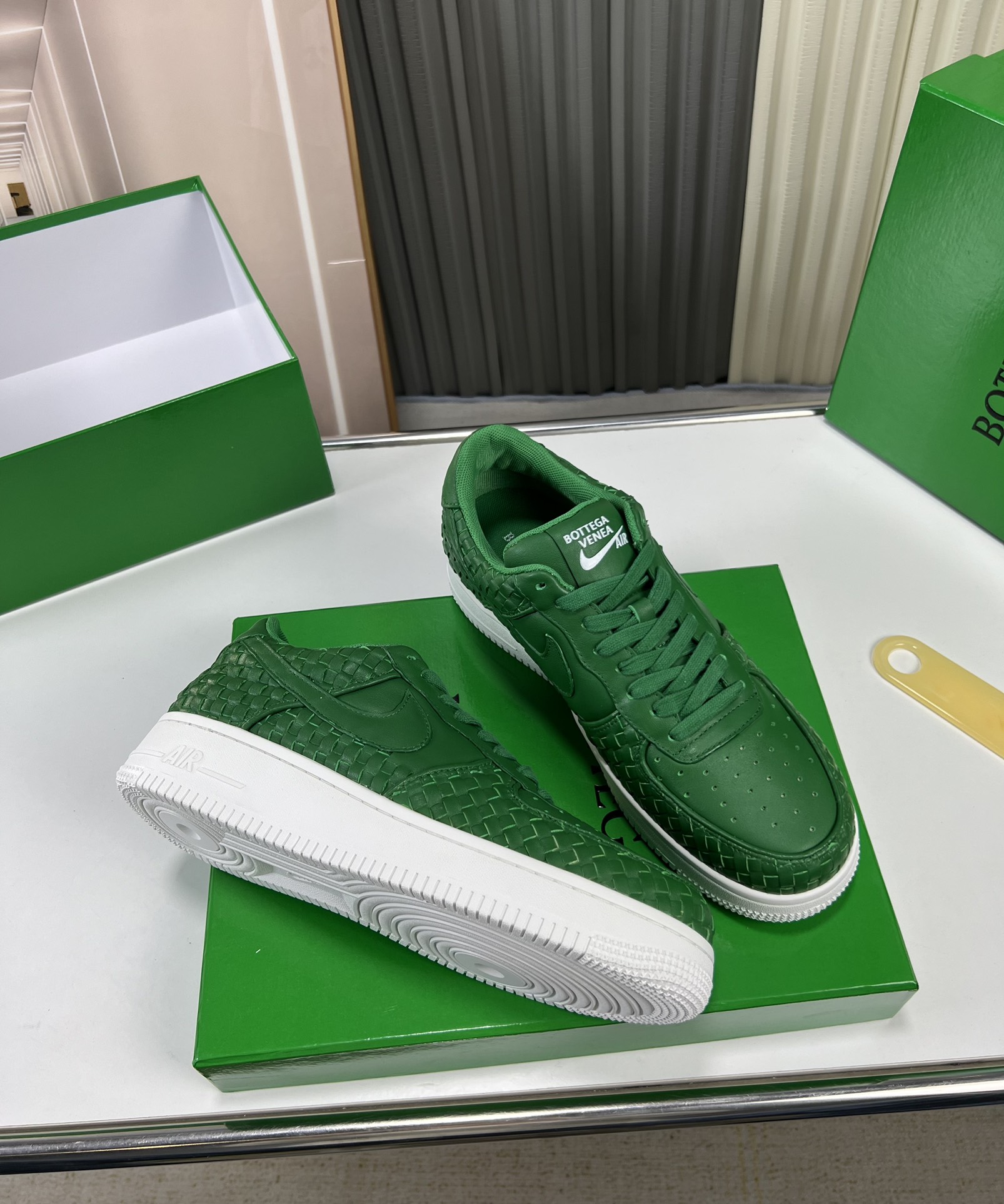 BVSHOES