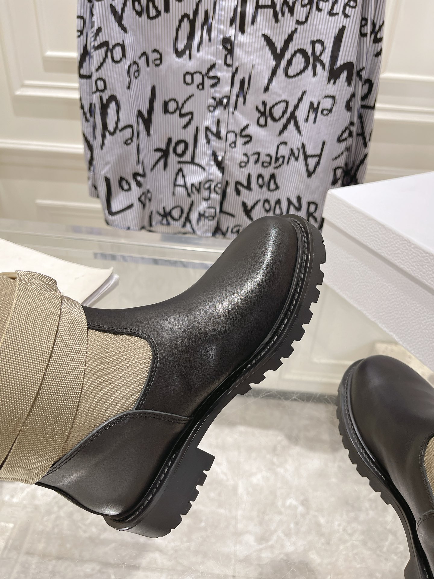 FendiSHOES