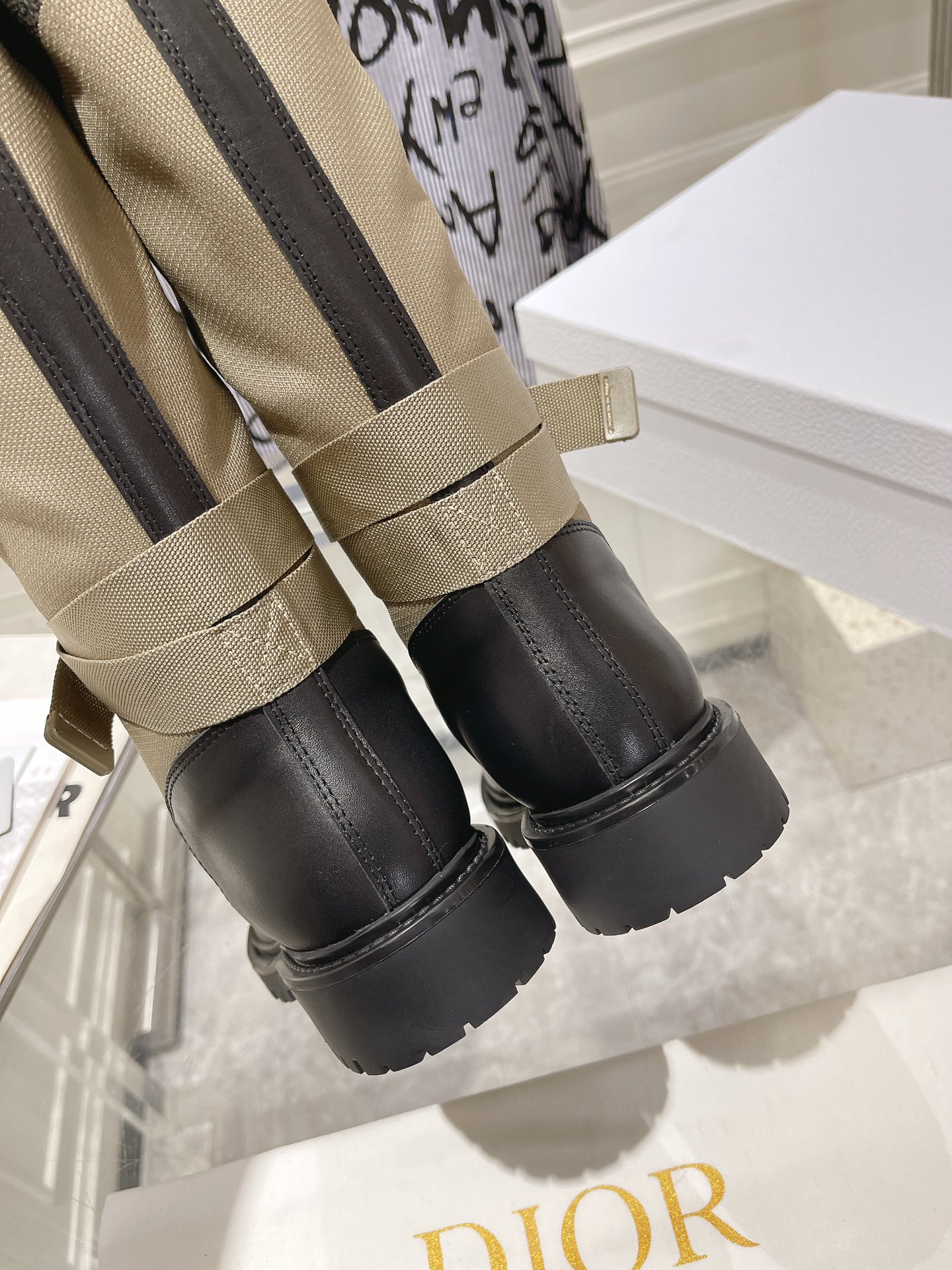 FendiSHOES