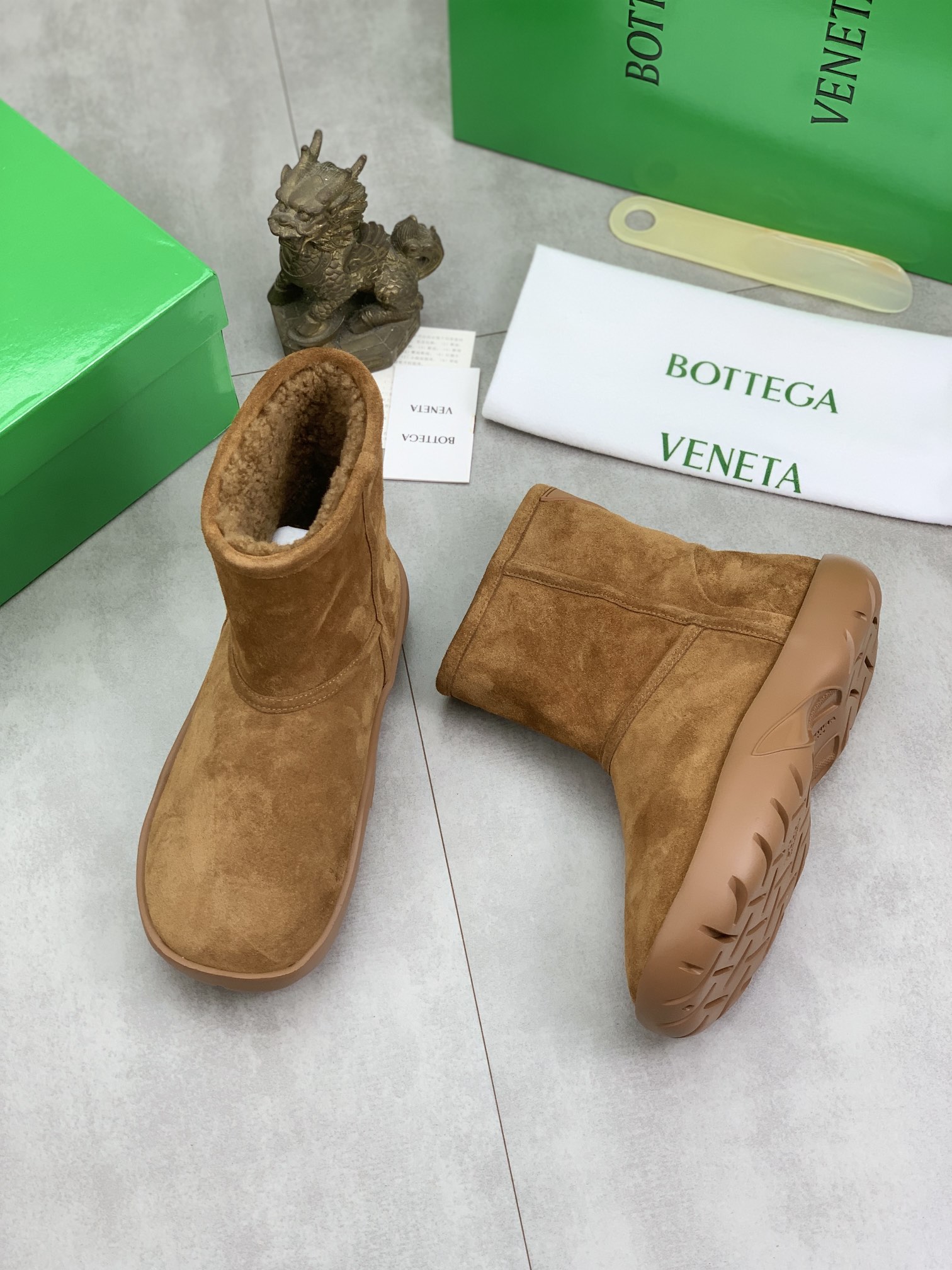 BVSHOES