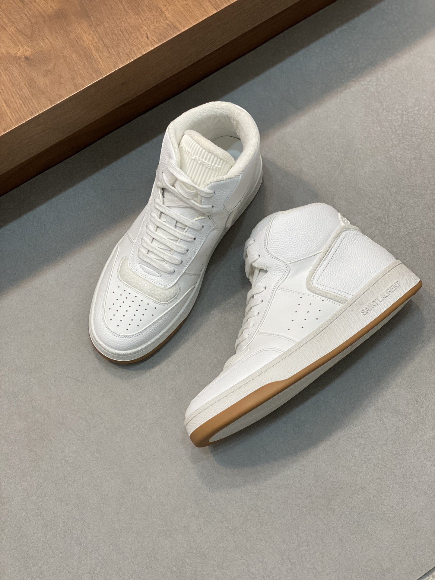 YSLSHOES