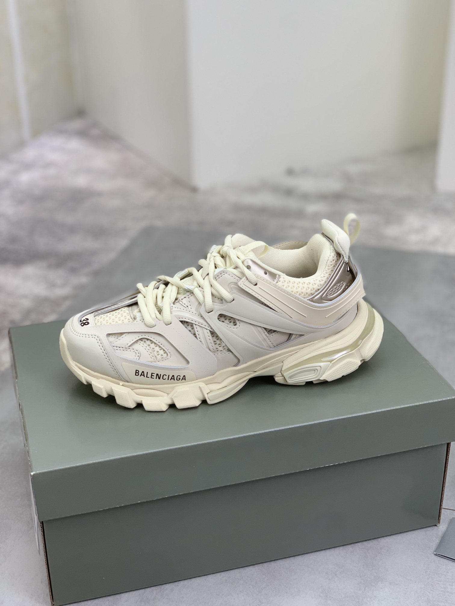 BalenciagaSHOES