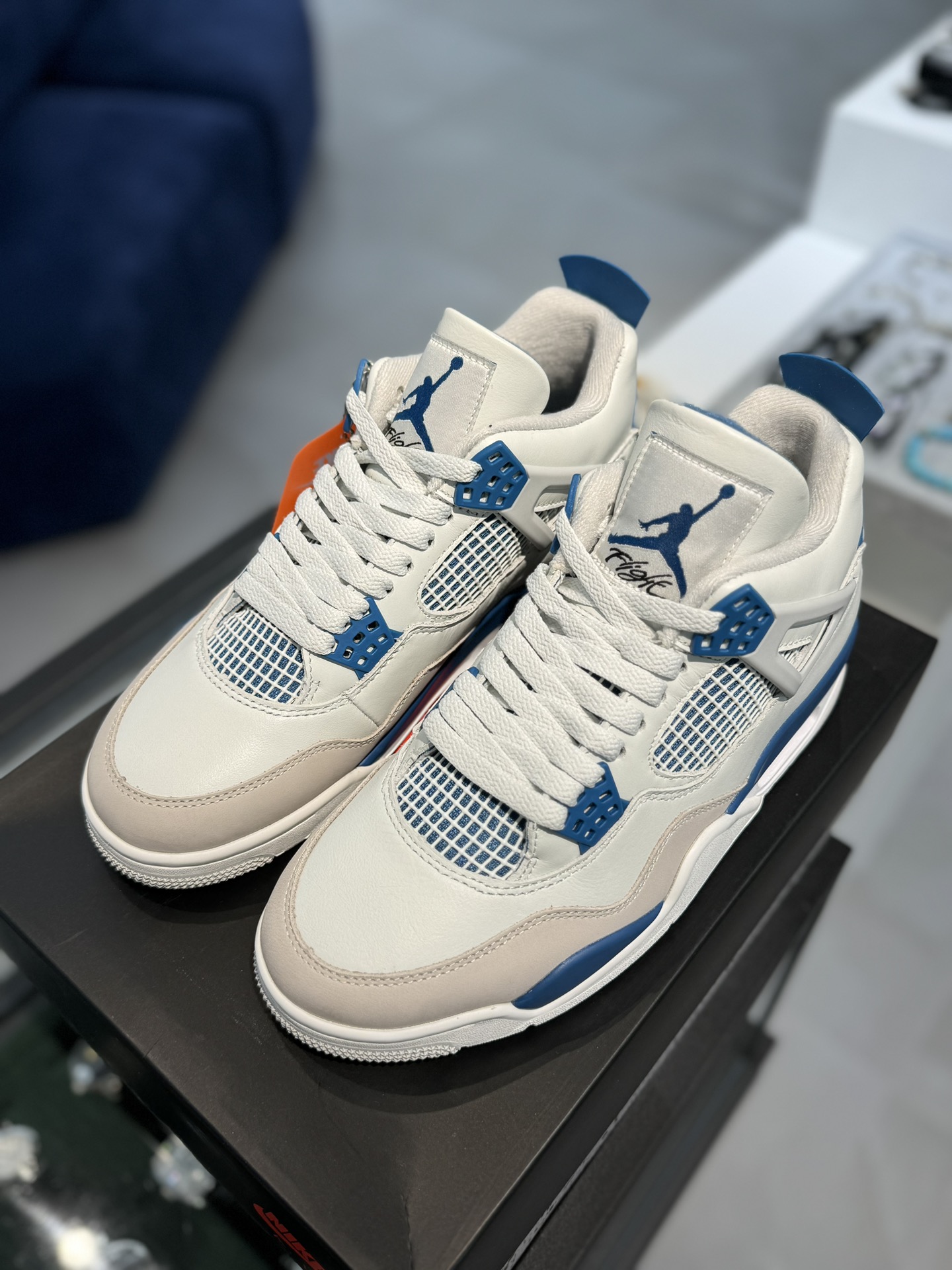 AirJordan4SHOES
