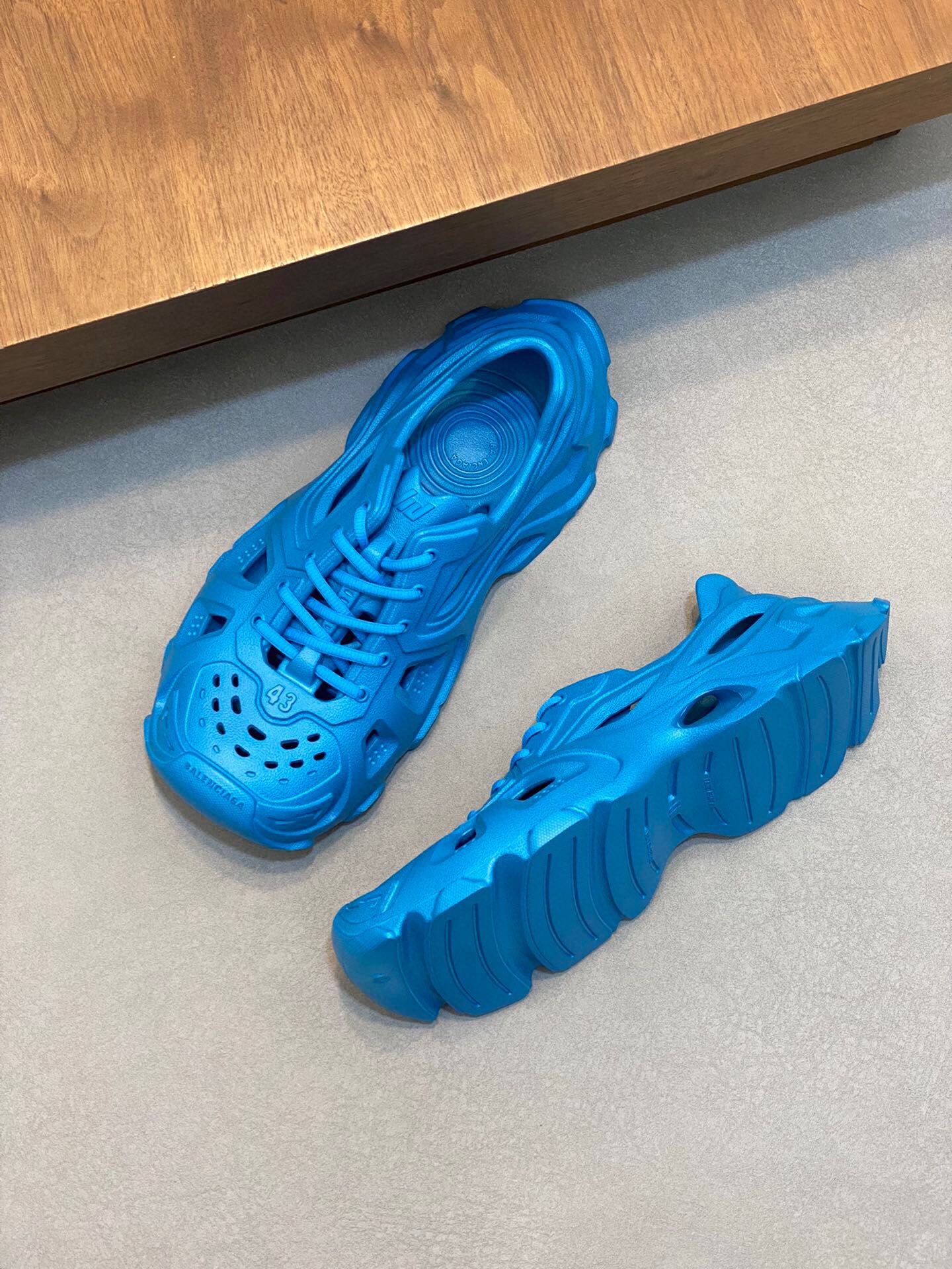 BalenciagaSHOES
