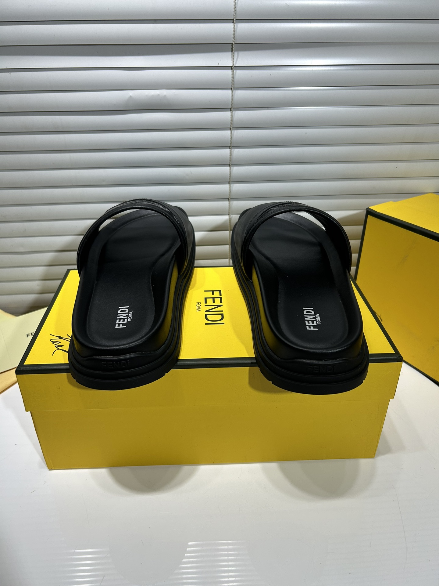 FendiSHOES
