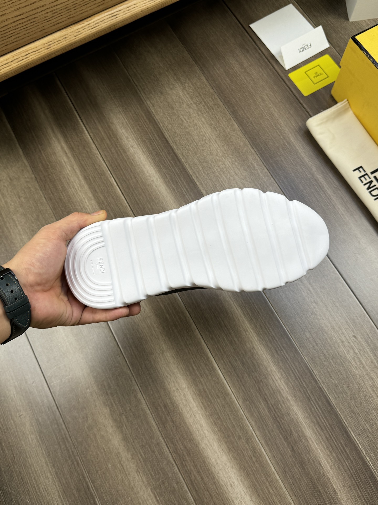 FendiSHOES
