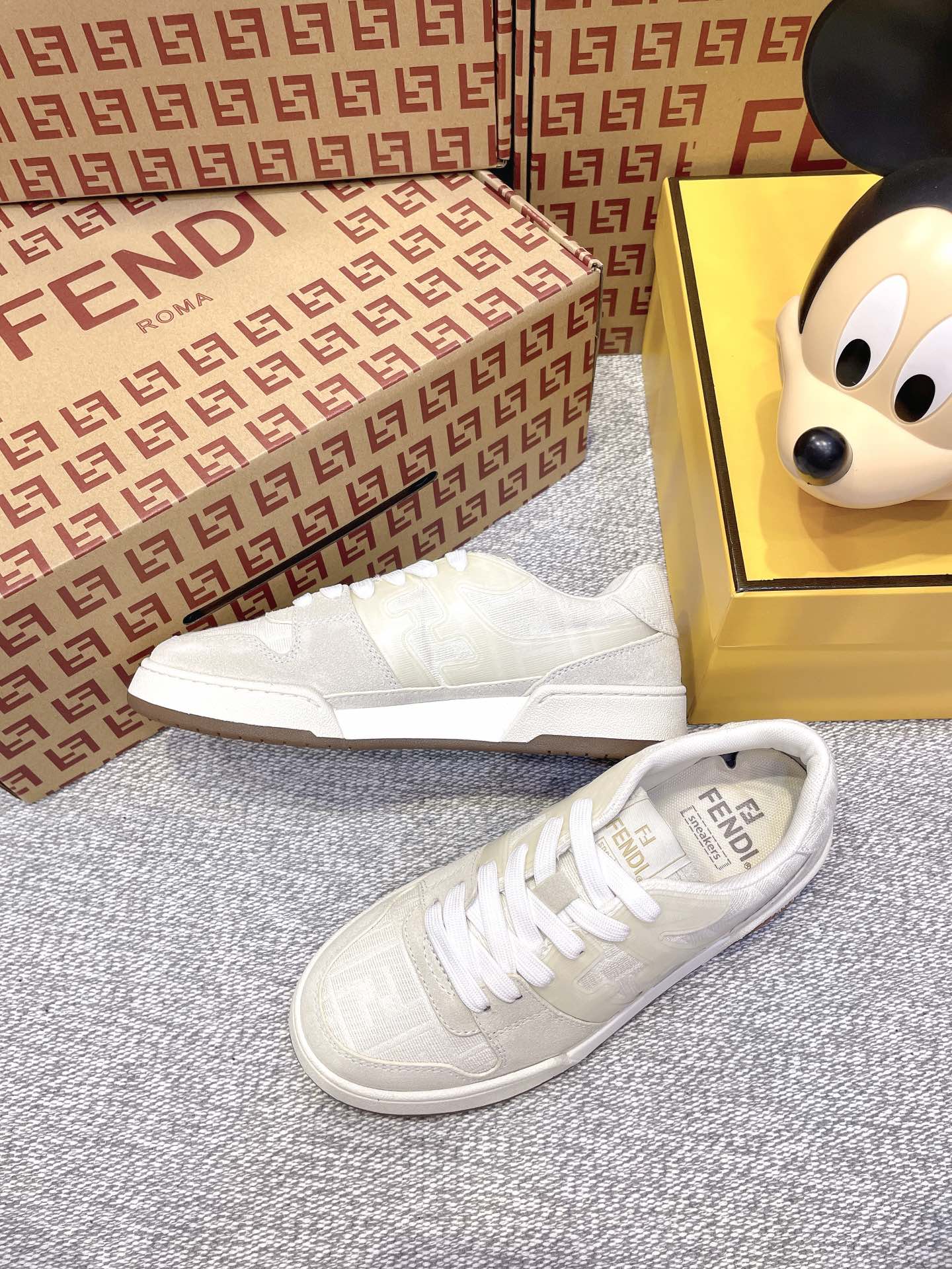 FendiSHOES