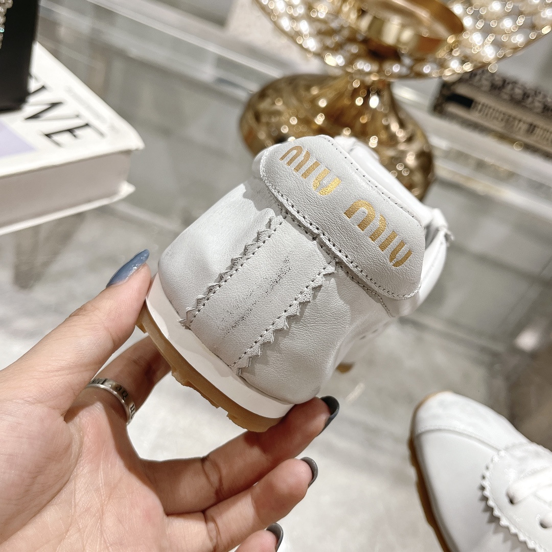 Womens shoes collection