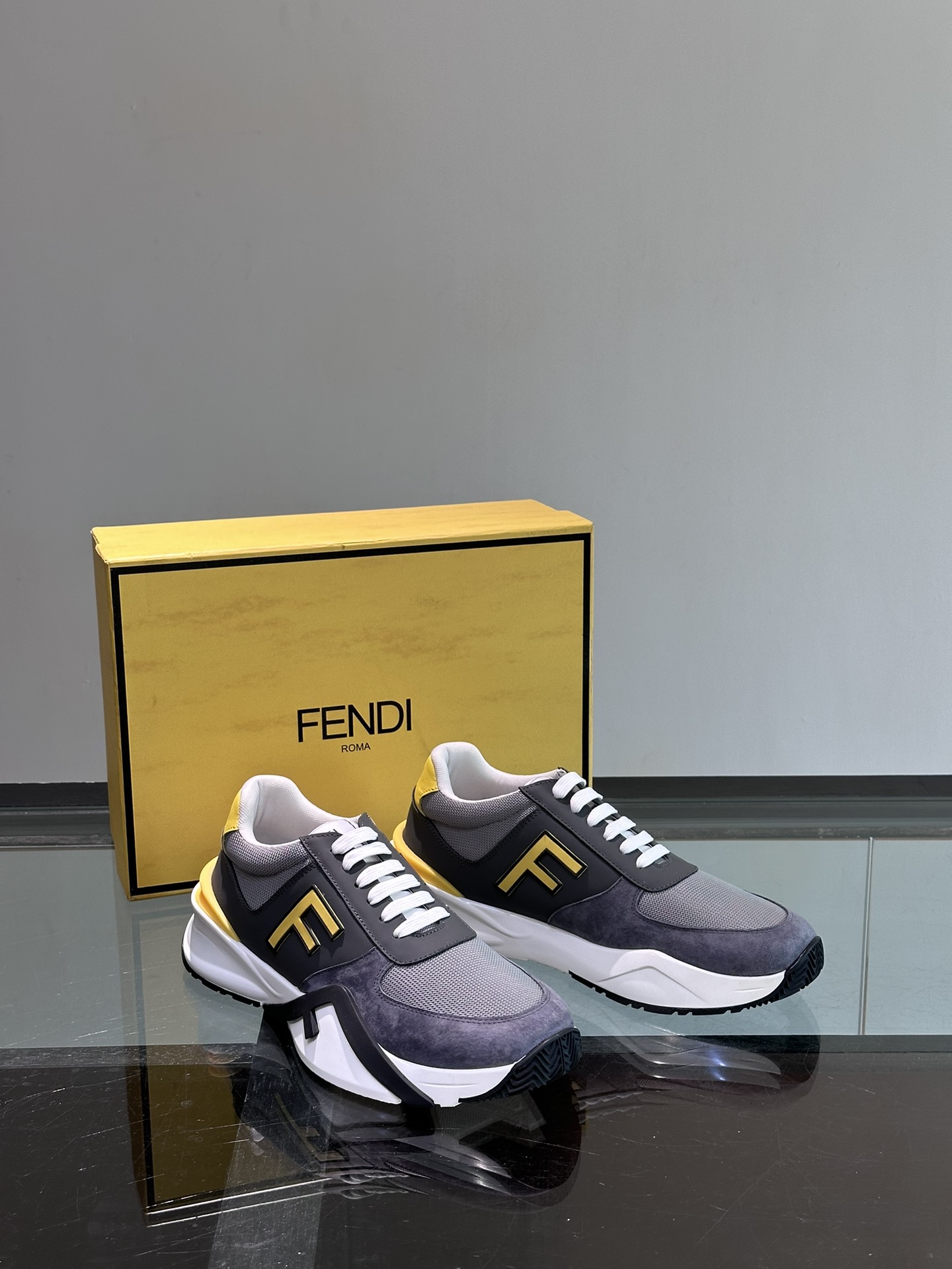 FendiSHOES