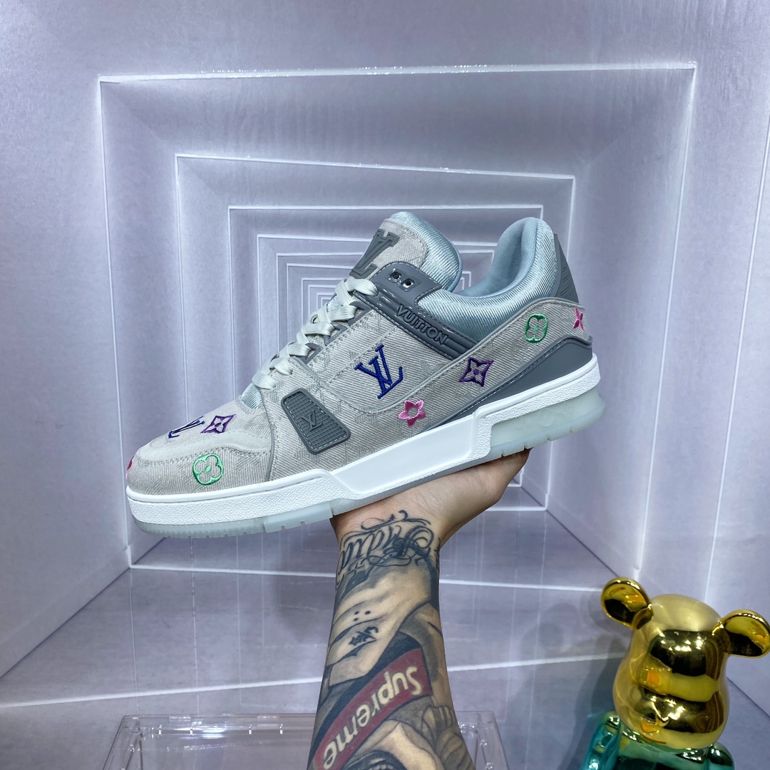 LVShoes