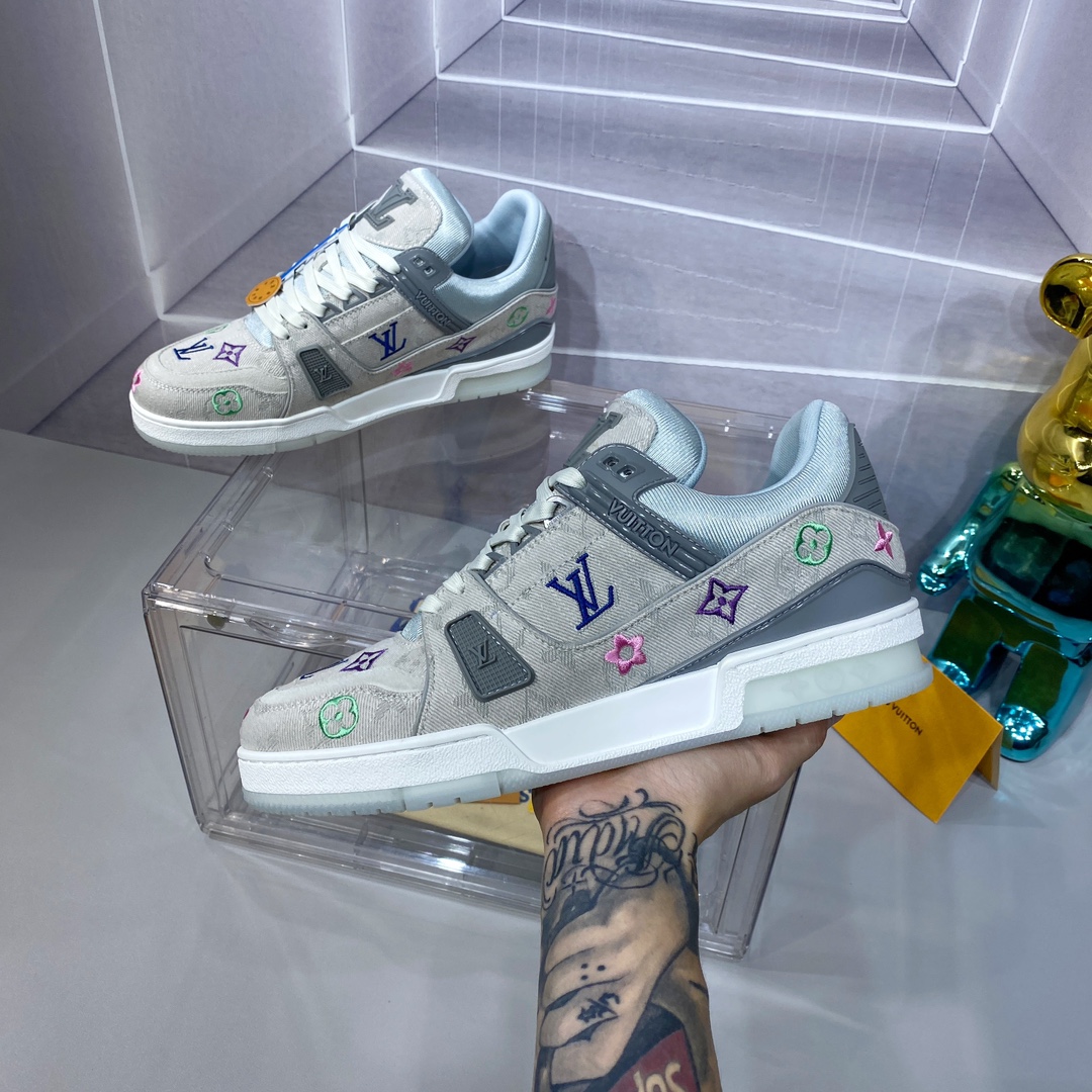 LVShoes