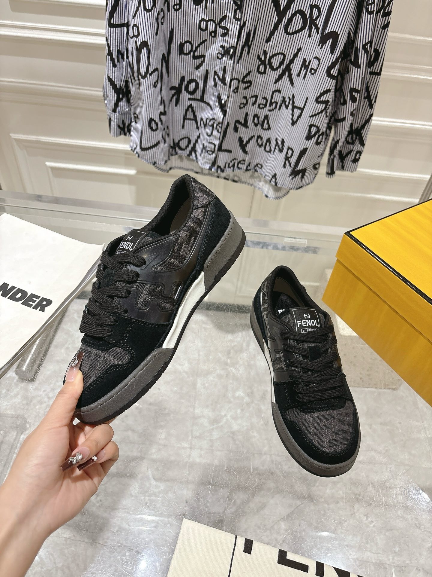 FendiSHOES