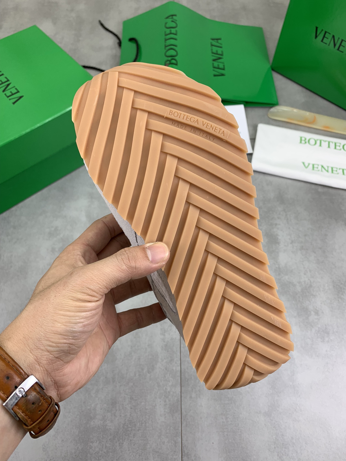 BVSHOES