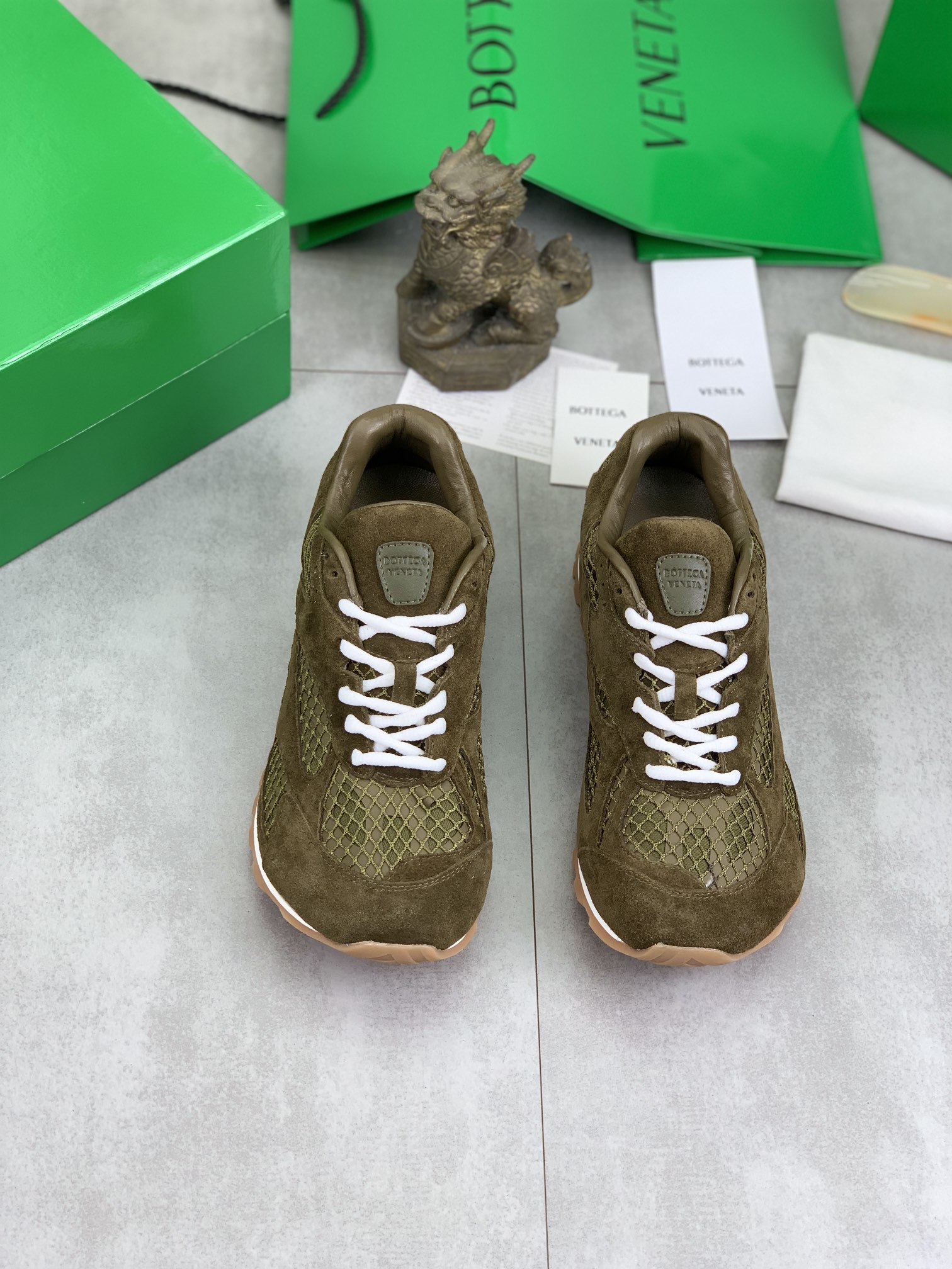 BVSHOES