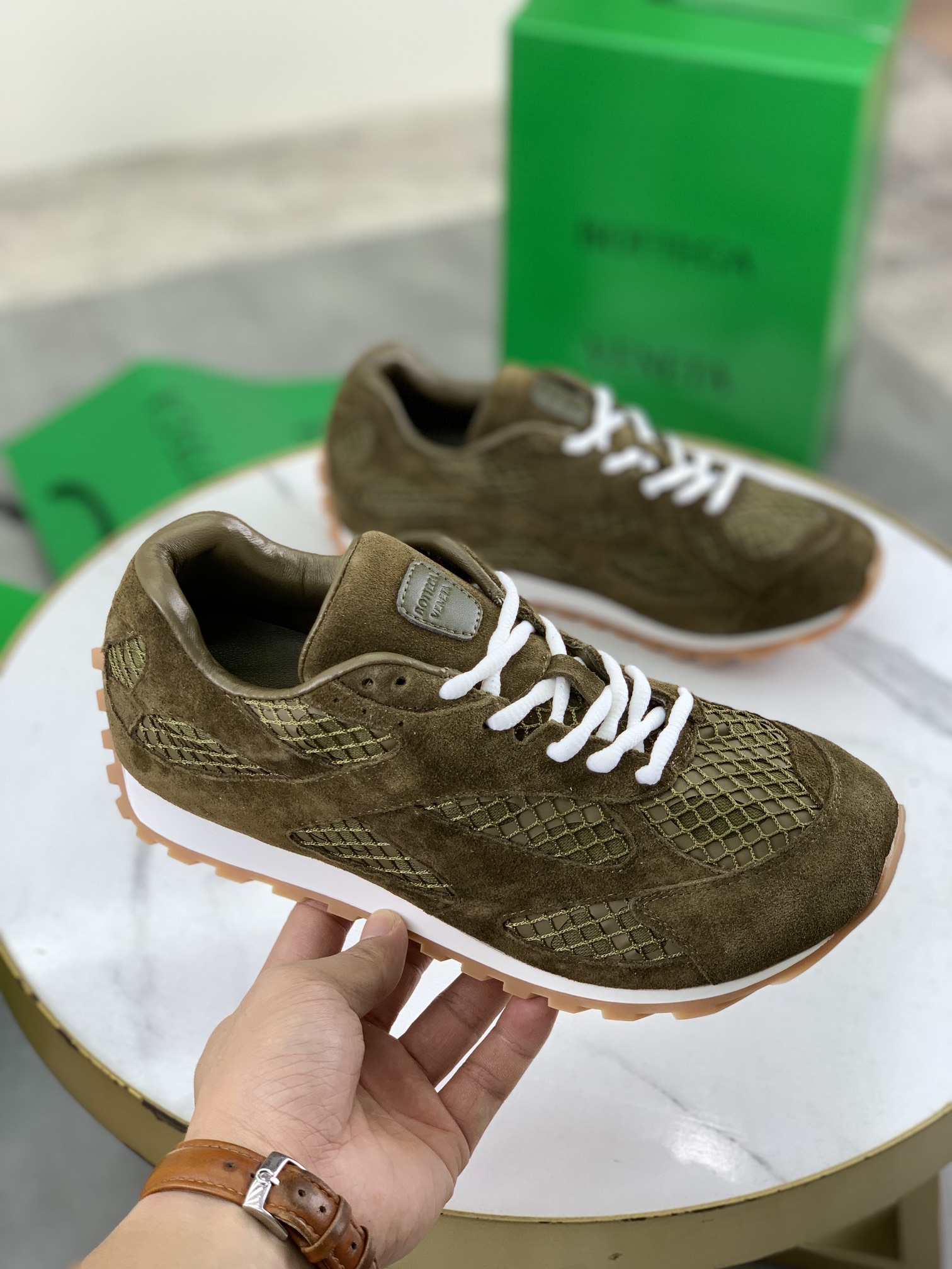 BVSHOES