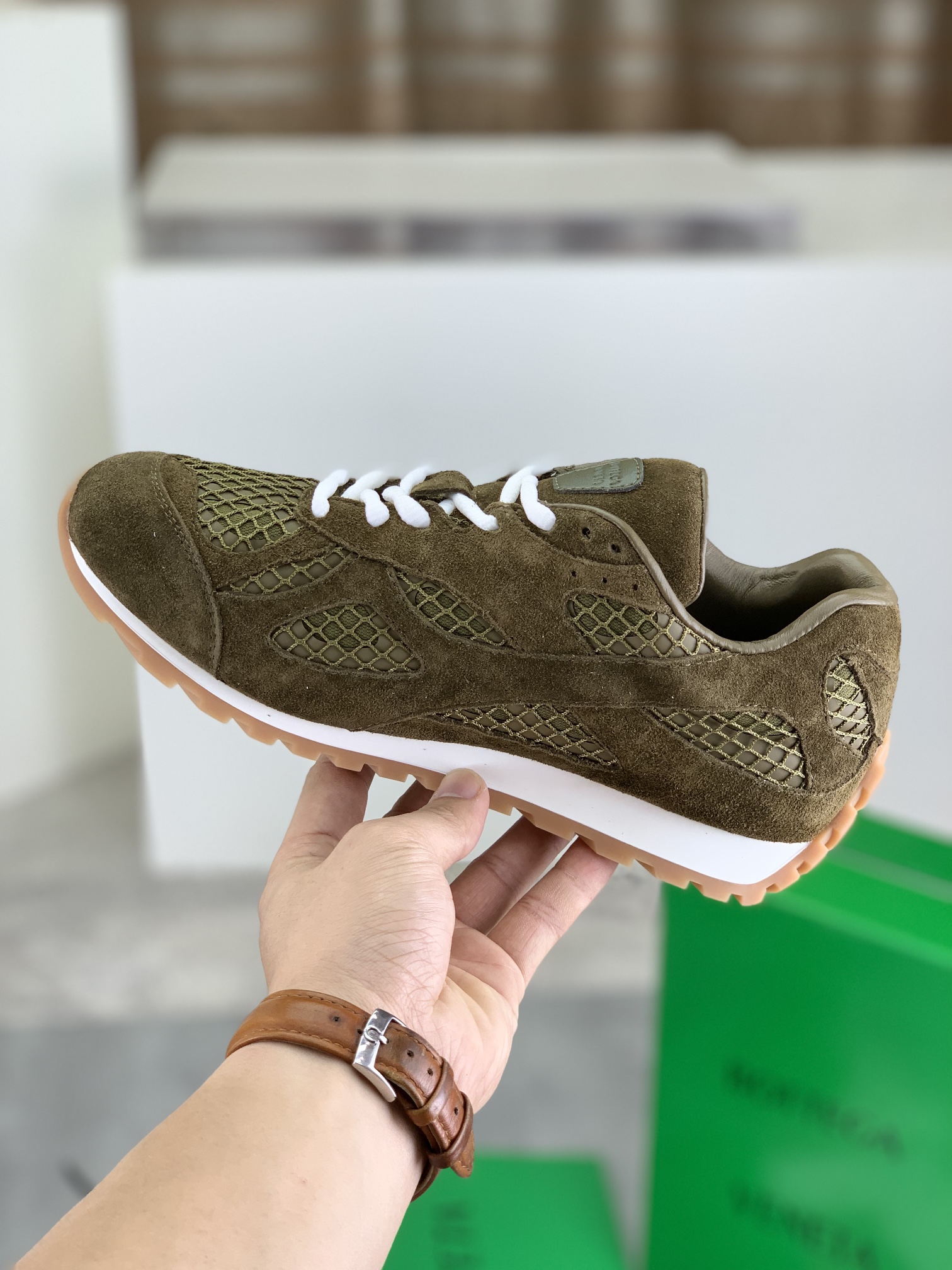 BVSHOES
